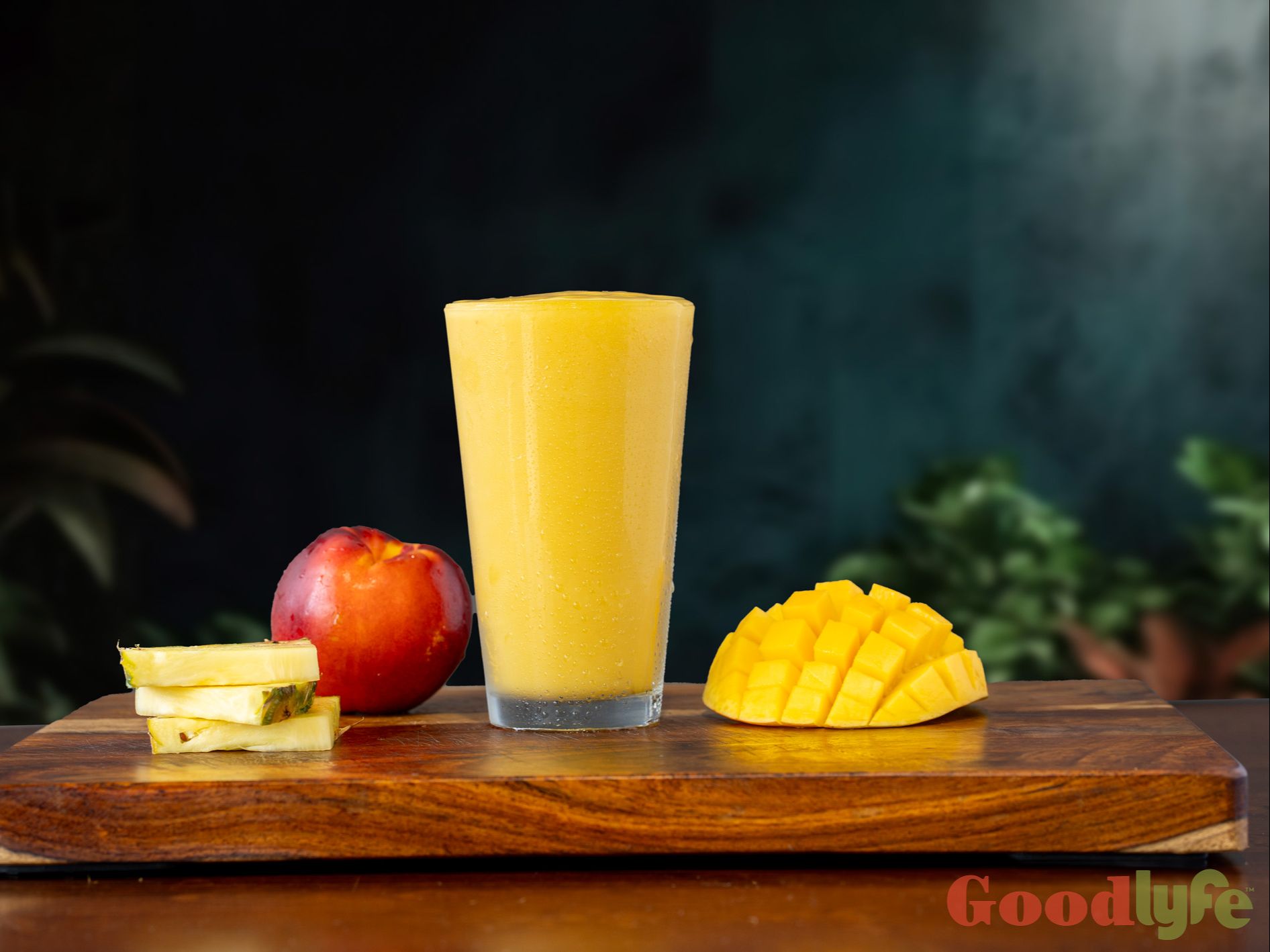 PEACHY MANGO SMOOTHIE