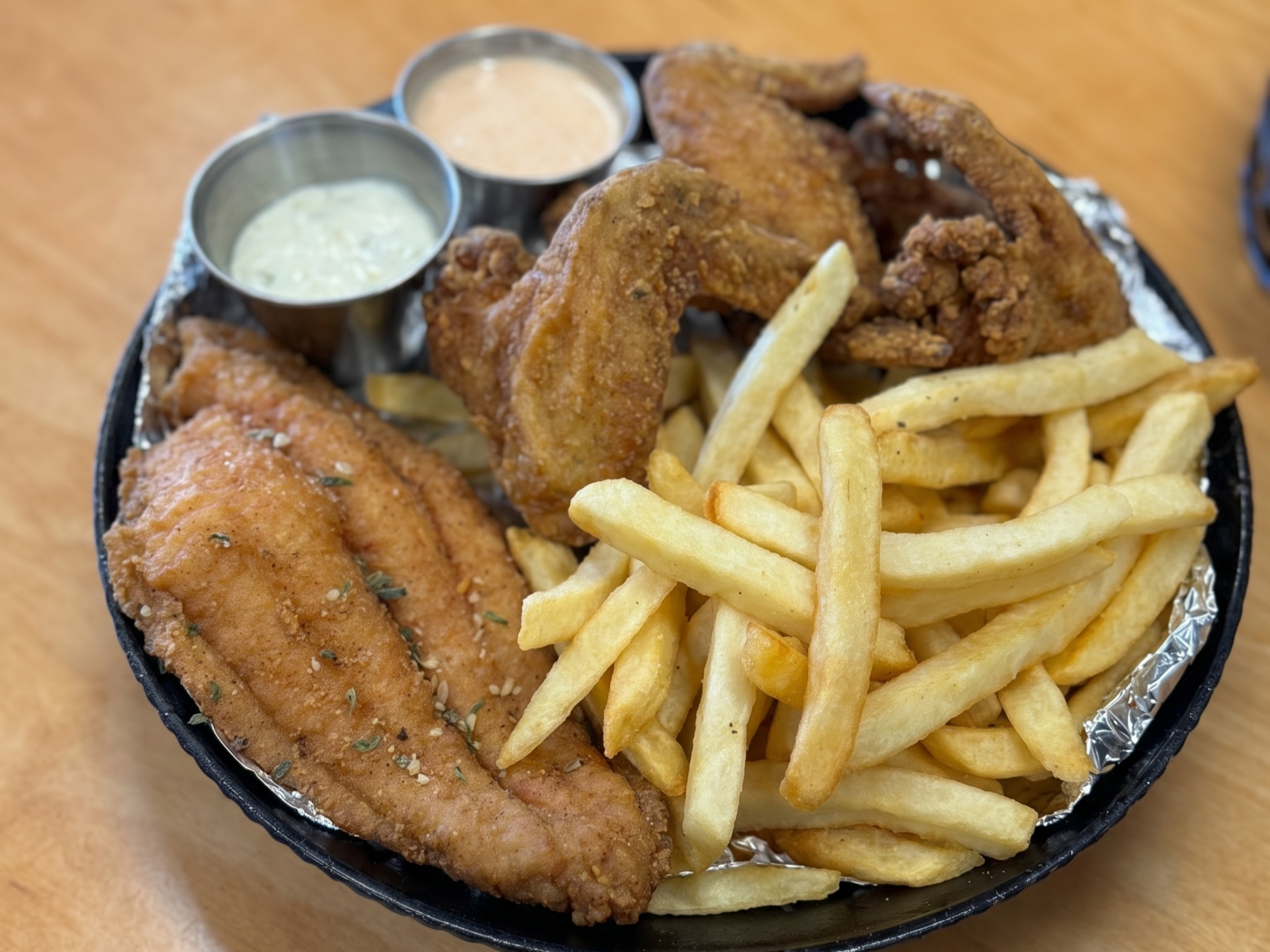 4 wings catfish and fries
