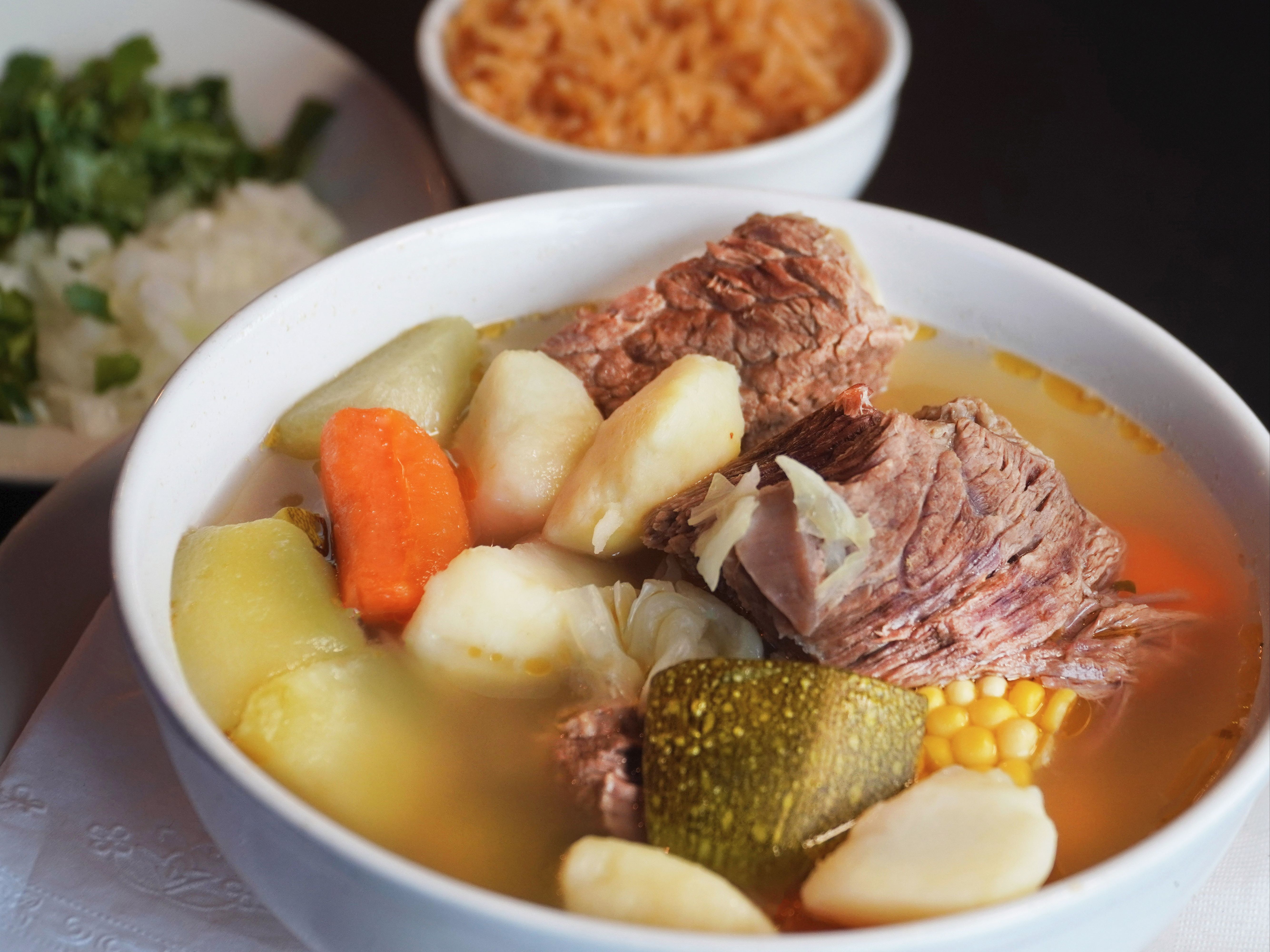 Caldo De Res.