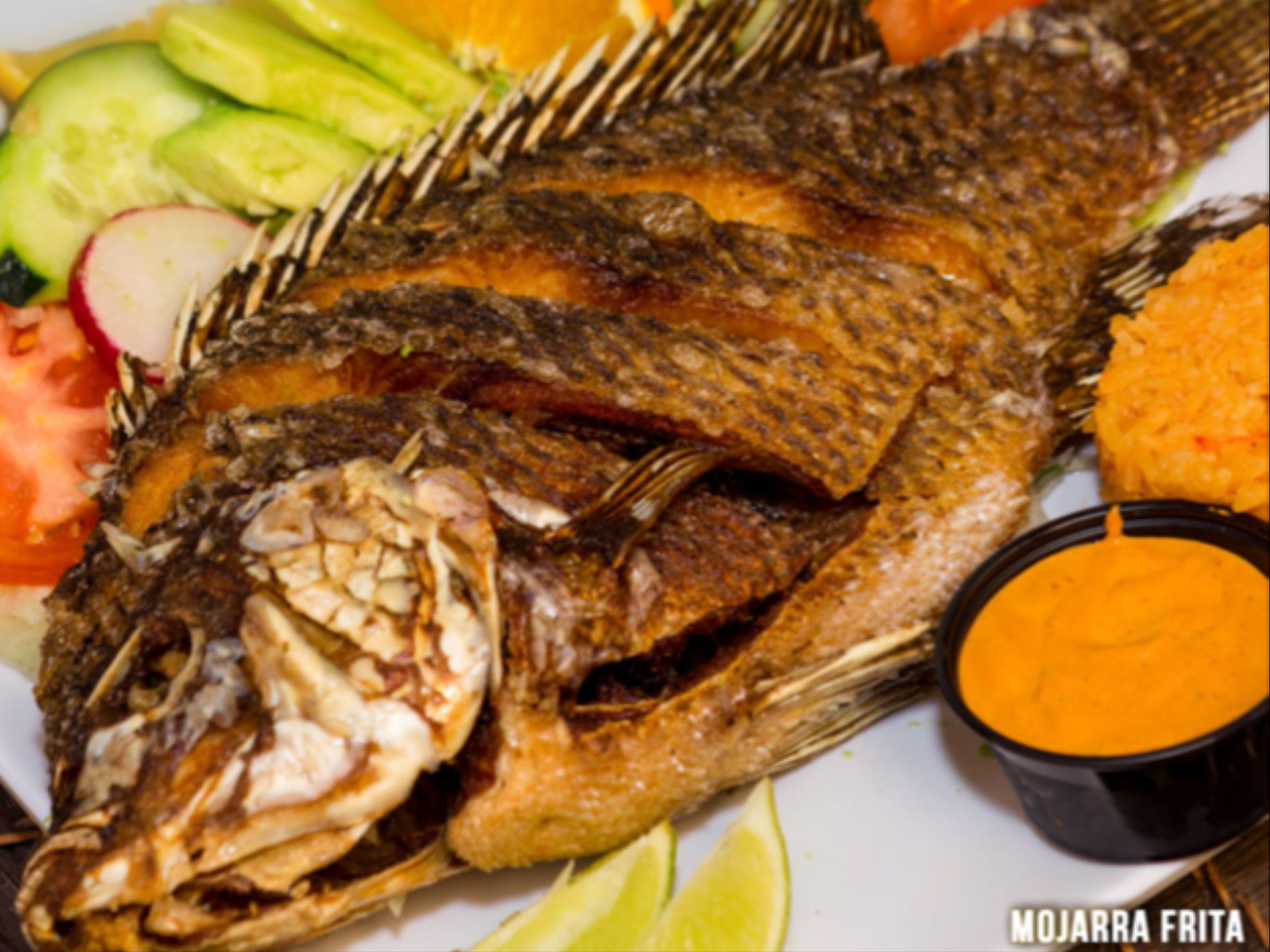Mojarra Plato.