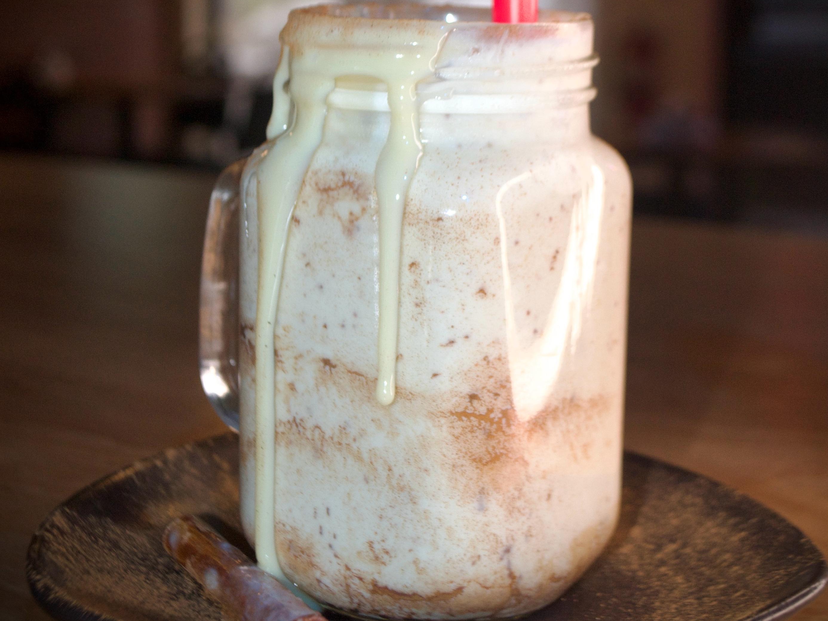 Chicha Rice Cinnamon Drink / Chicha de Arroz.