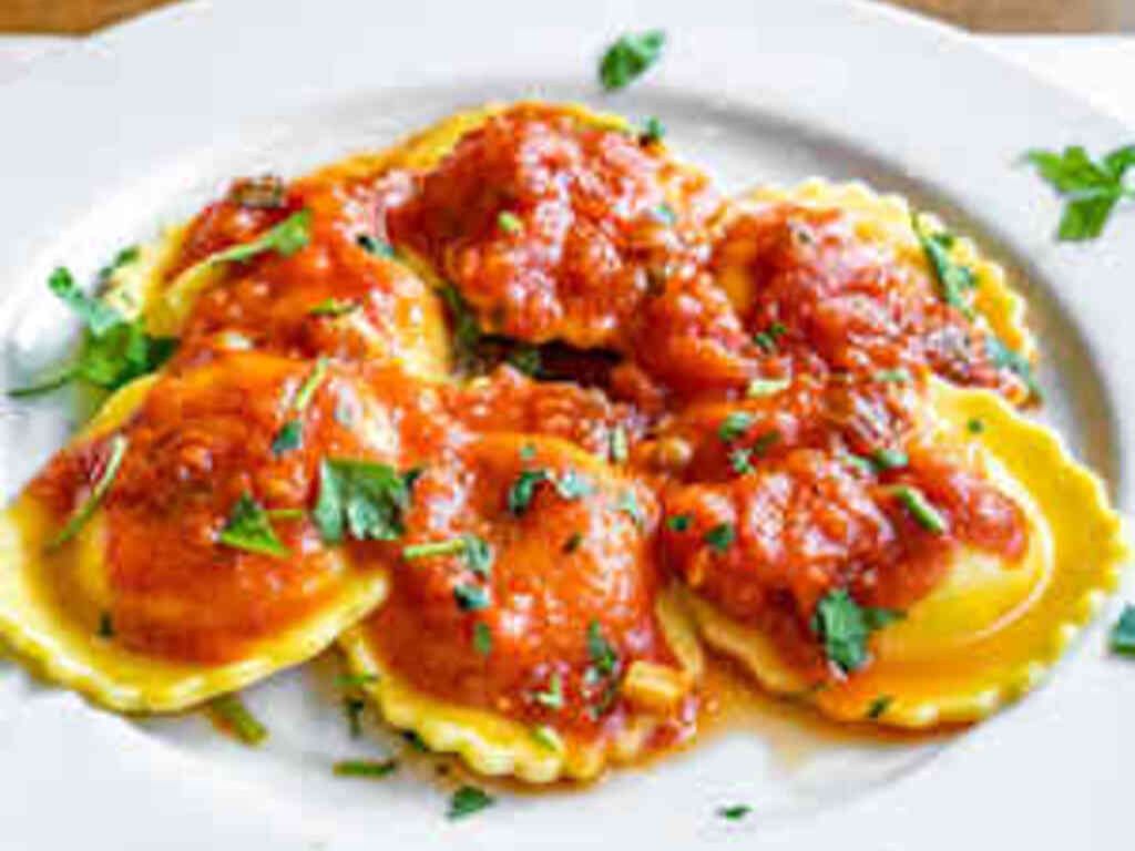 Ravioli Marinara.