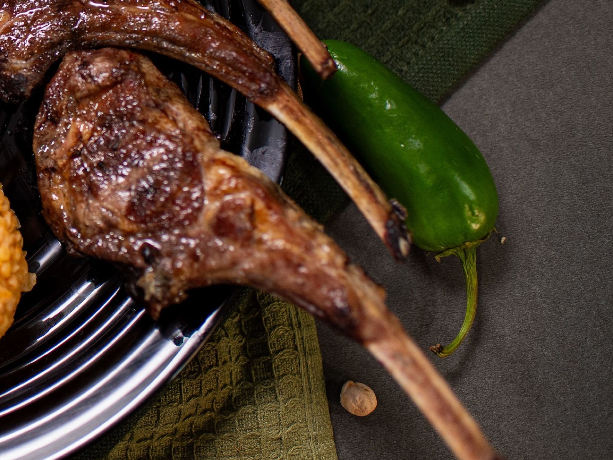 Lamb Chop (1 piece).