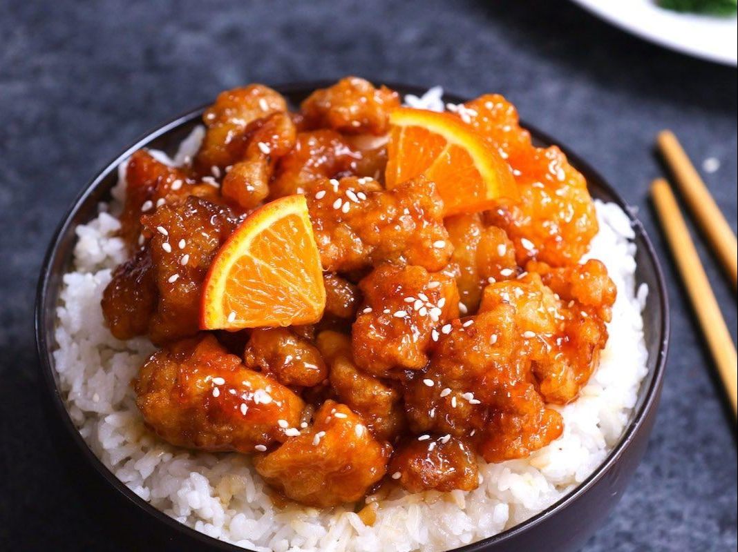 C5. ORANGE CHICKEN.