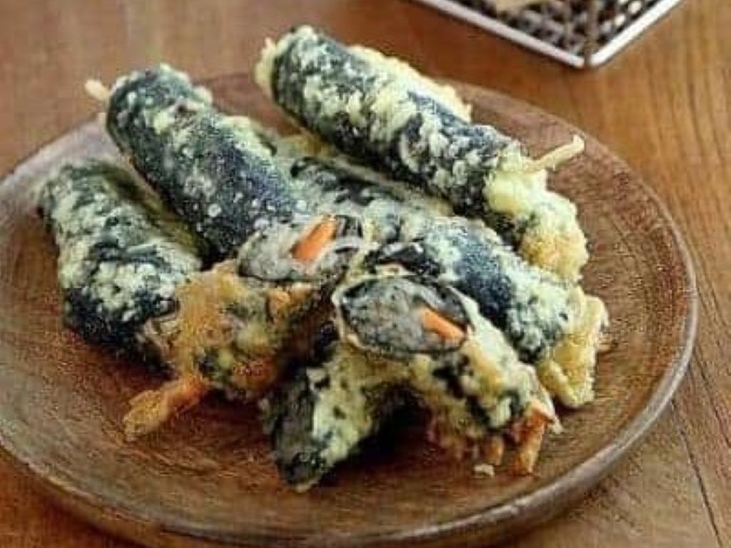 Fried Seaweed Japchae Roll 김말이 (5pcs).