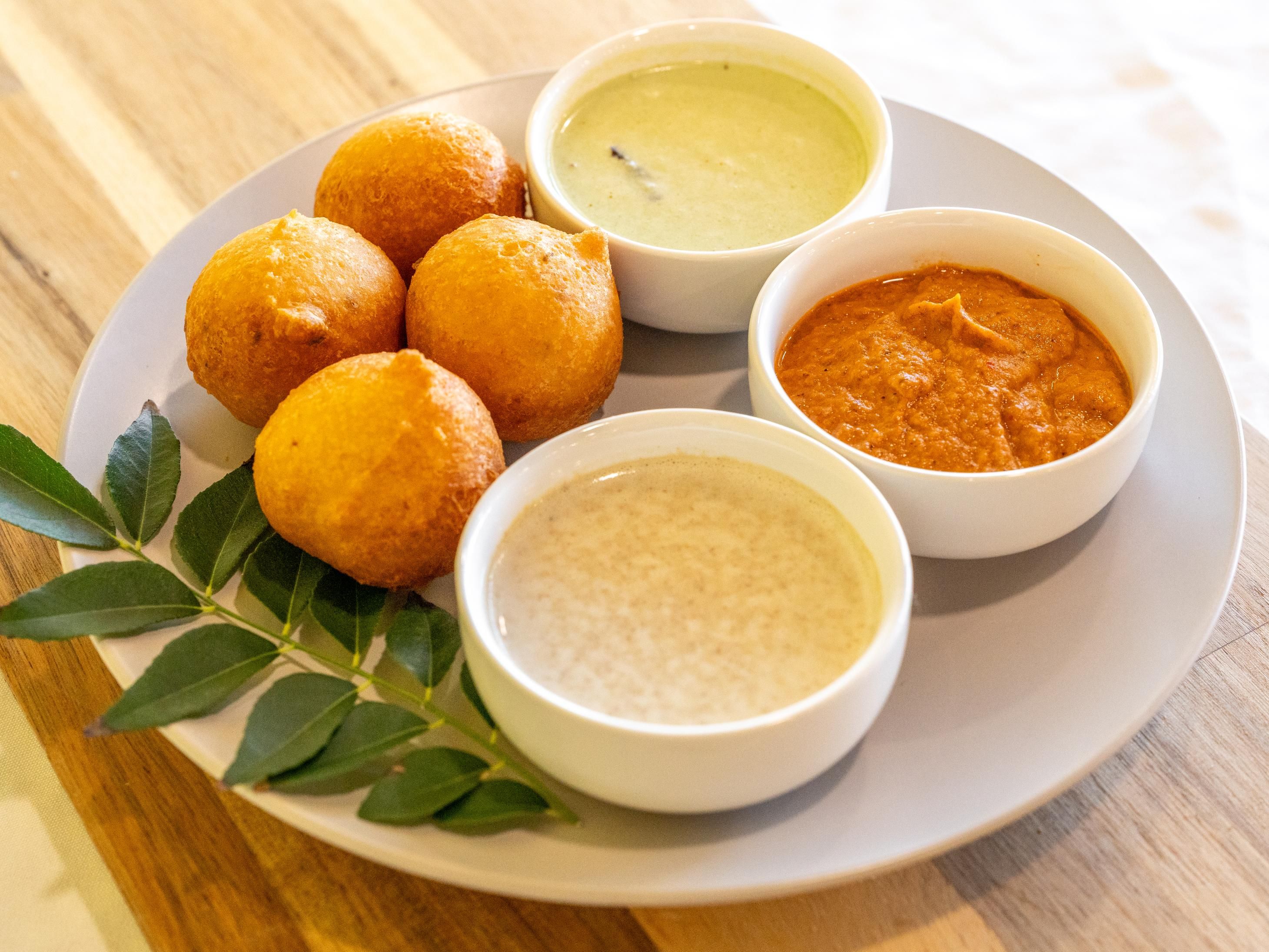 Mysore Bonda (4 Pieces).