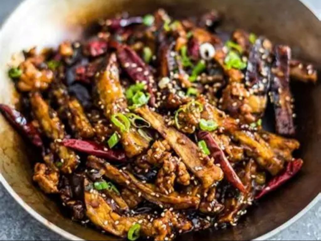 Szechuan Eggplant (Hot & Spicy) / Cà Tím Tứ Xuyên (Nóng & Cay) / 川味茄子（麻辣）.