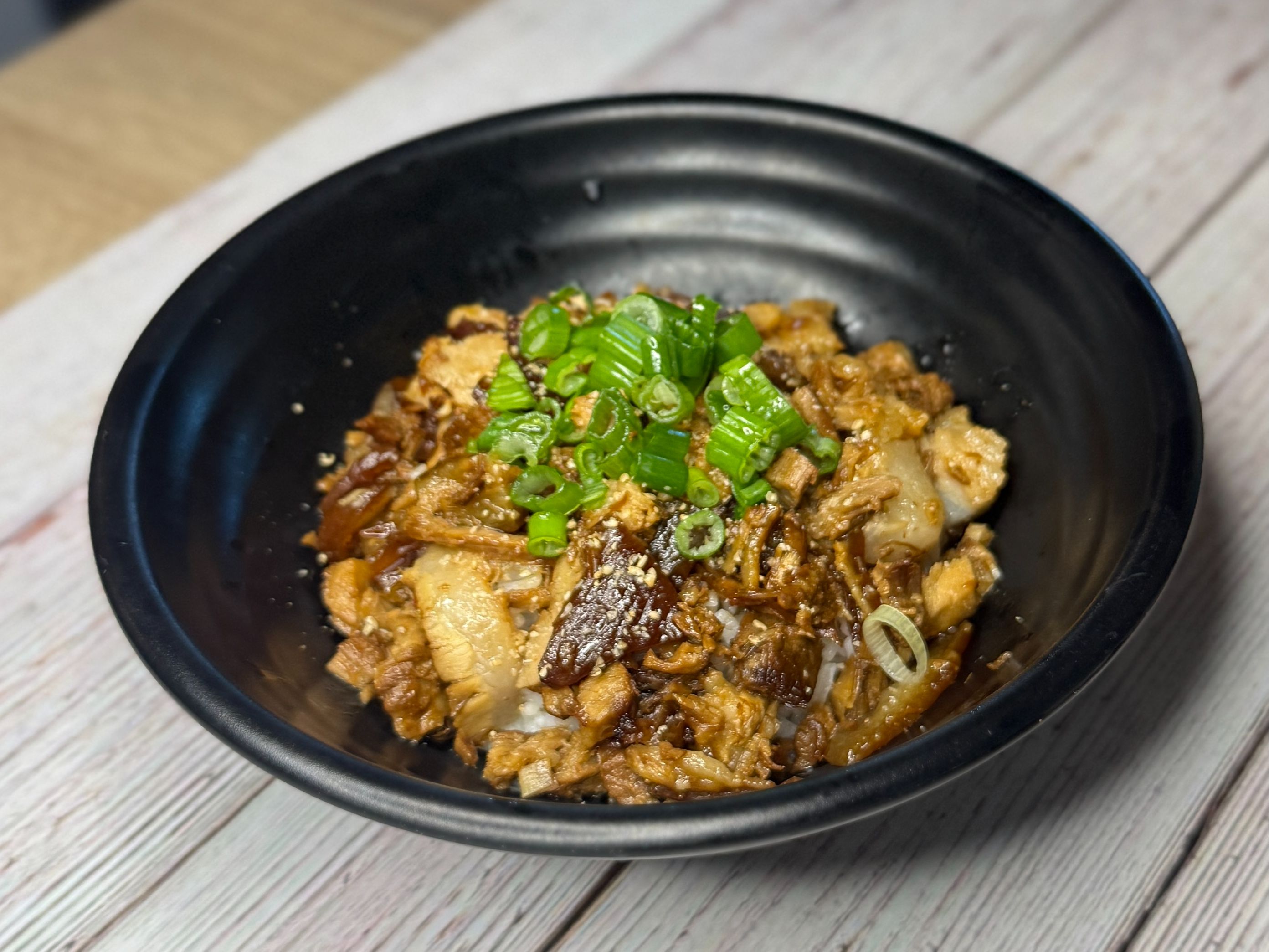 **TO GO** B9. Chashu Don.