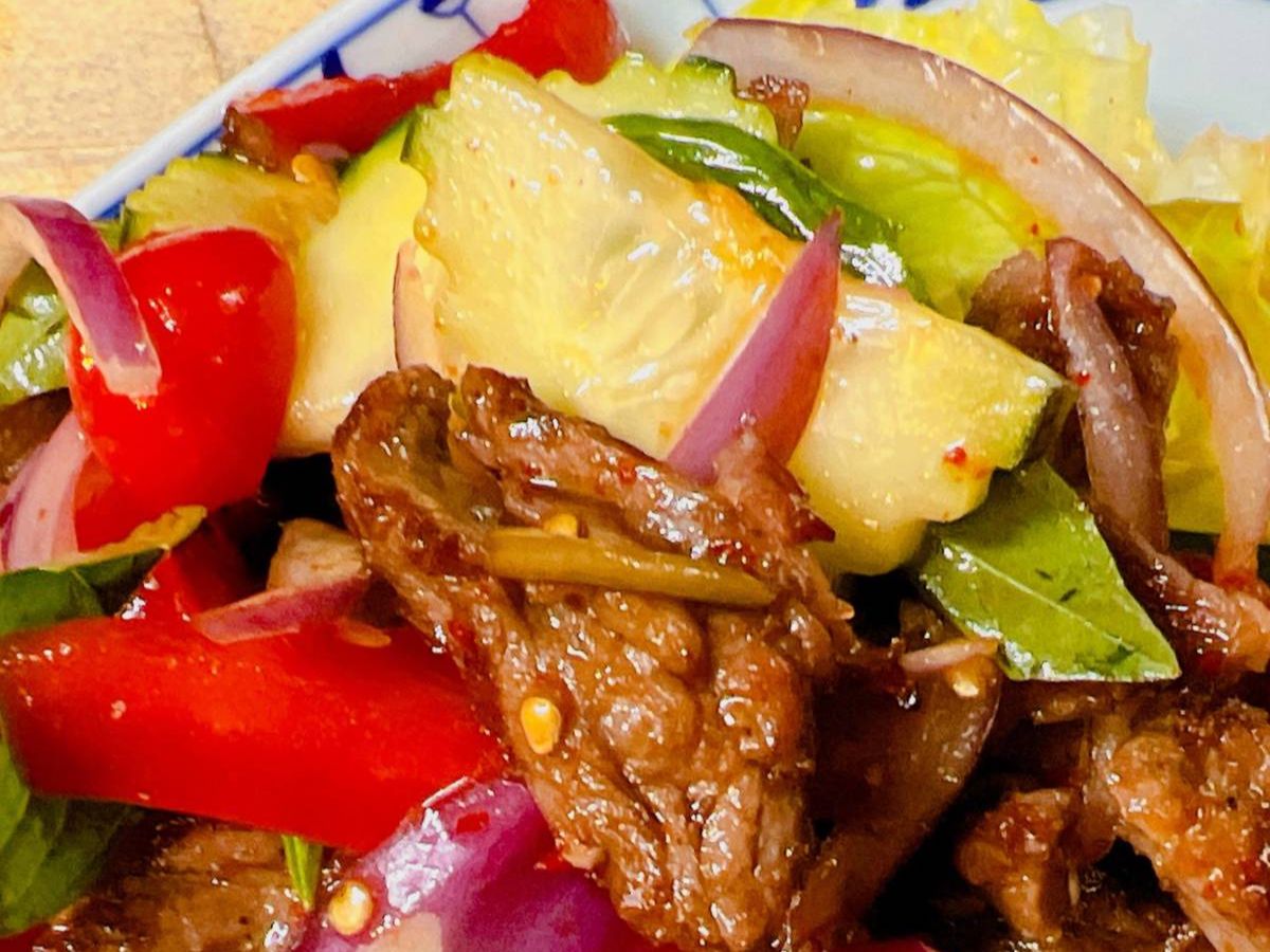 Grilled Beef Salad