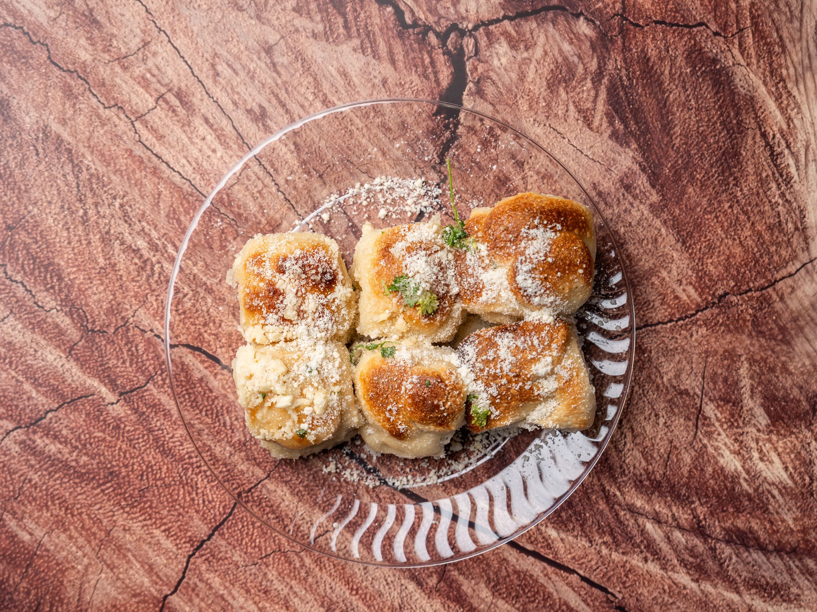Garlic Knots (6 pcs)