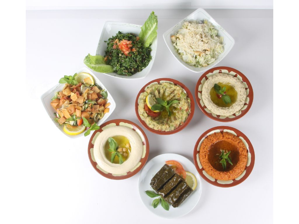 Med. Sampler Platter App. - Medium.