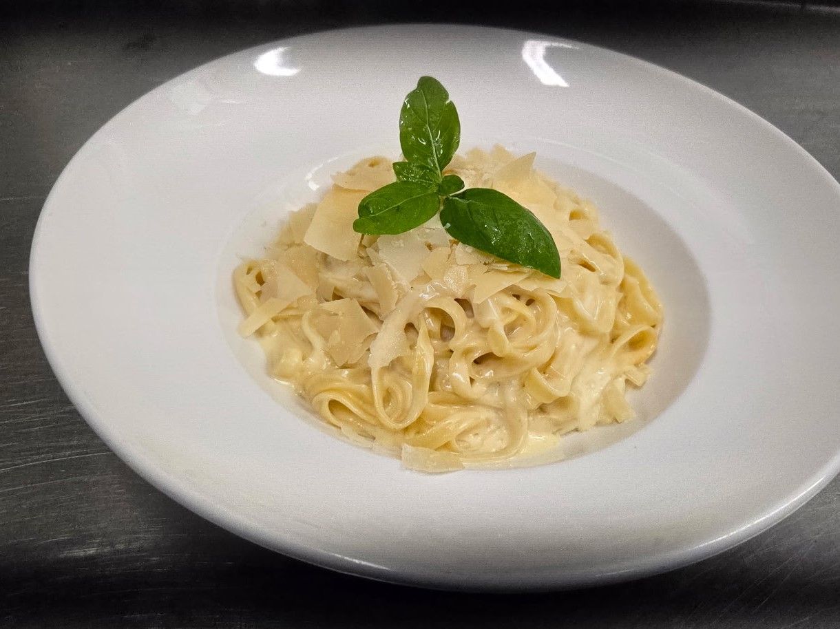 Fettuccini Alfredo.