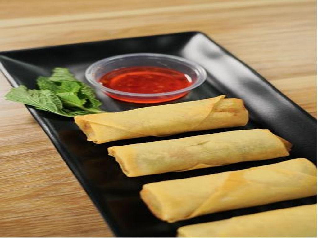 Veggie Spring Roll (4pc).