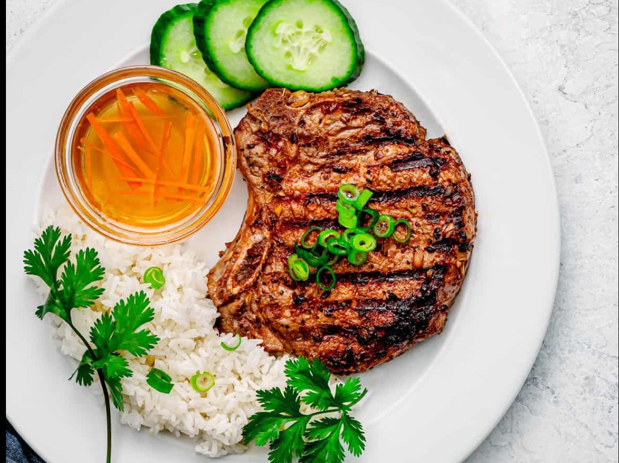 28A BROKEN RICE PORK CHOP.