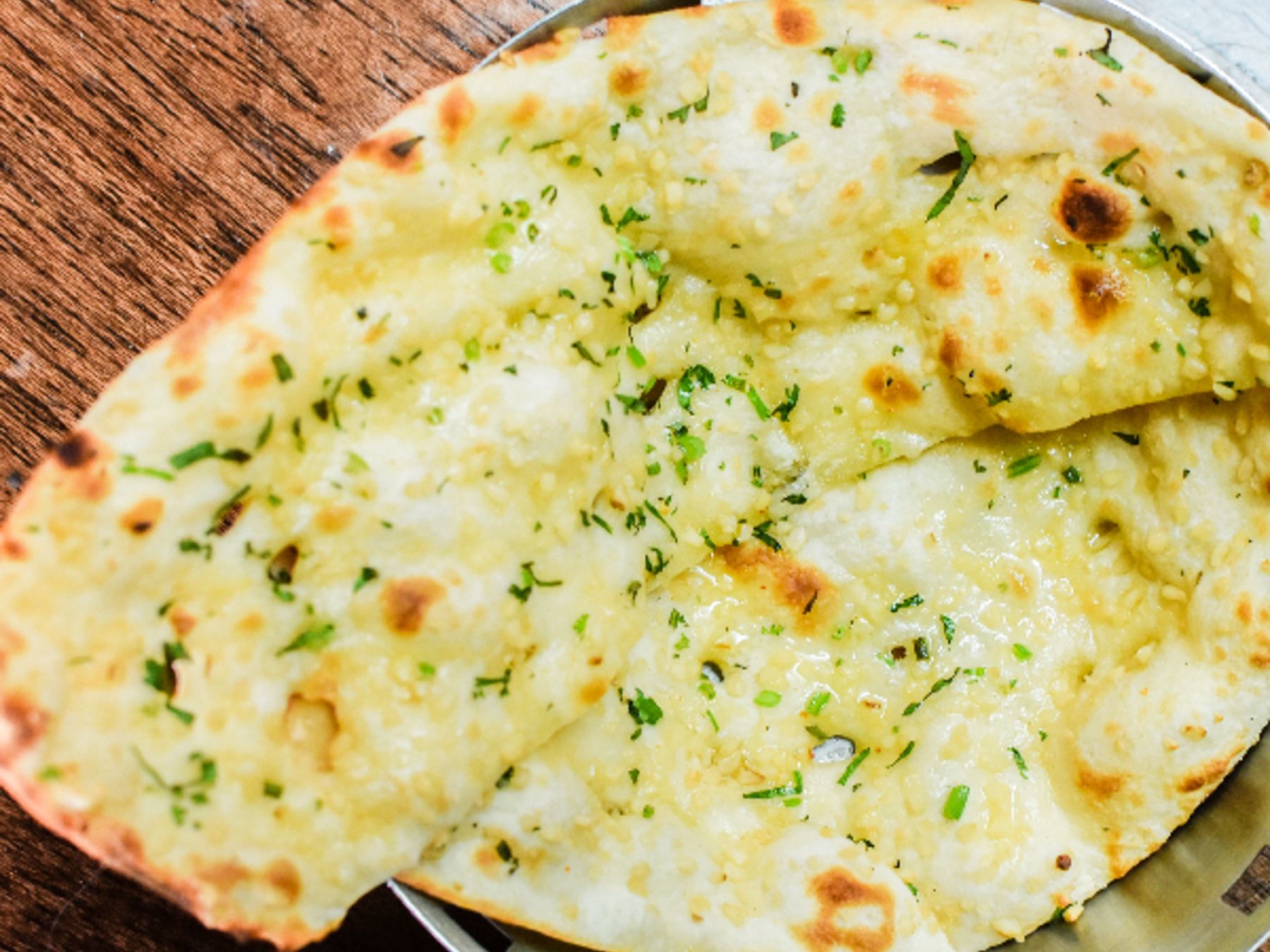 Cheesy Garlic Naan