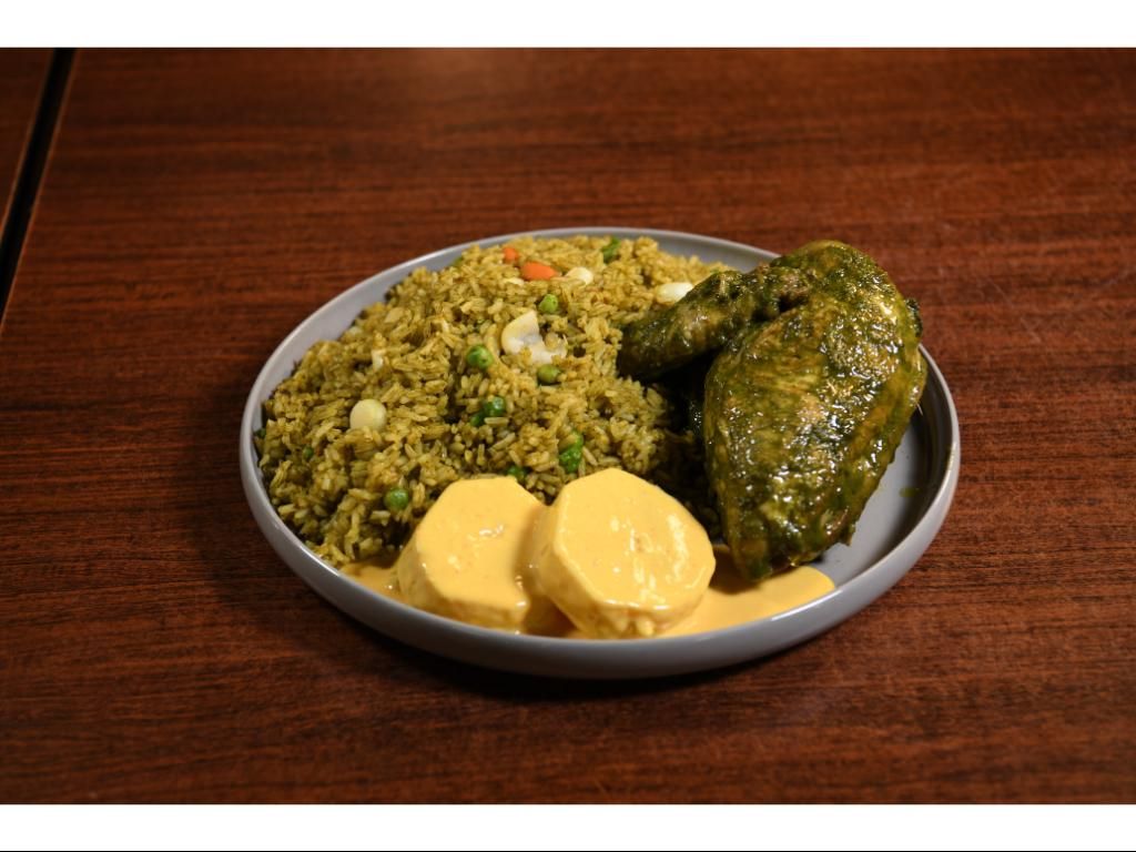 Arroz con Pollo.