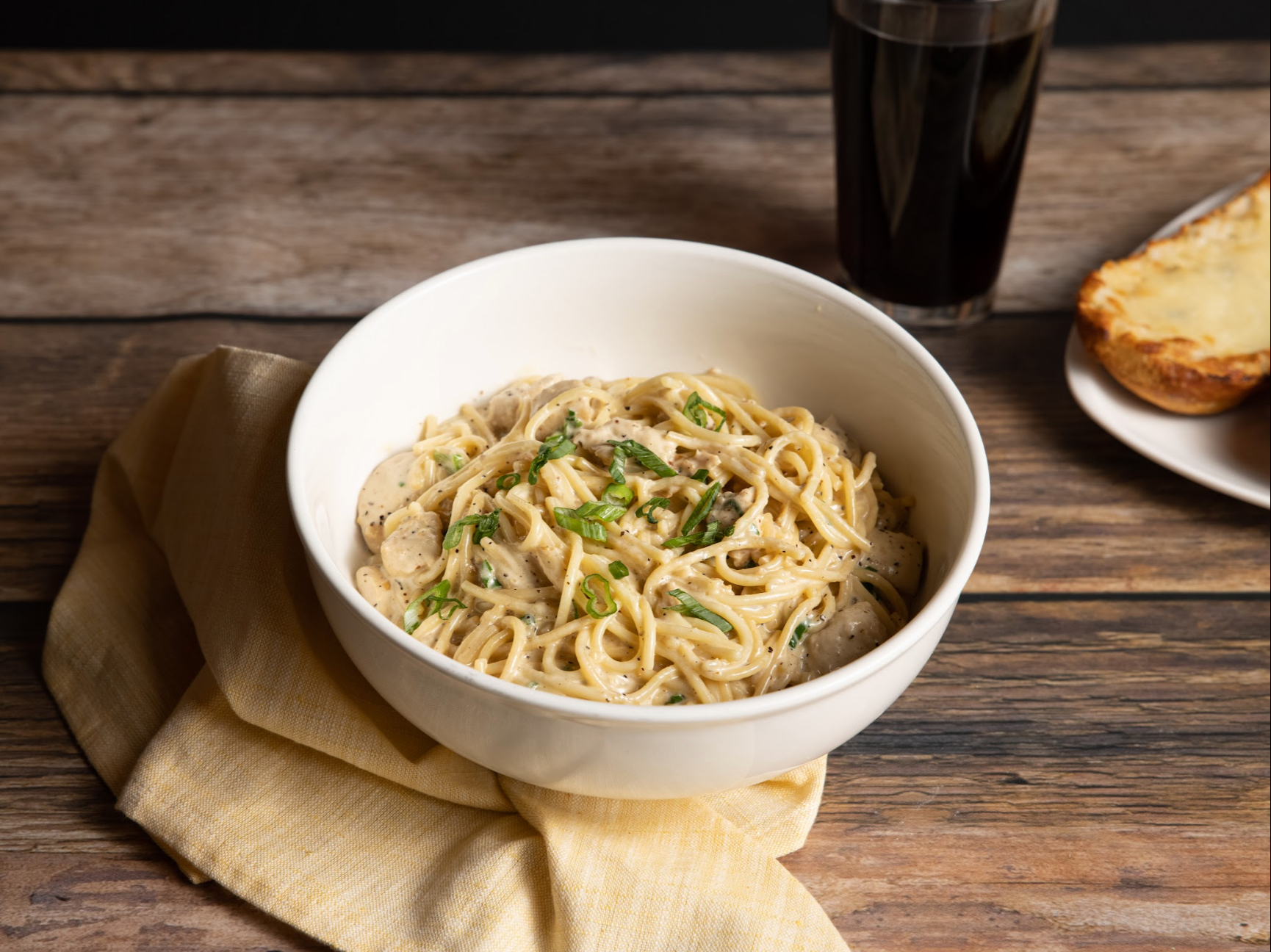 Creamy Garlic Chicken Pasta