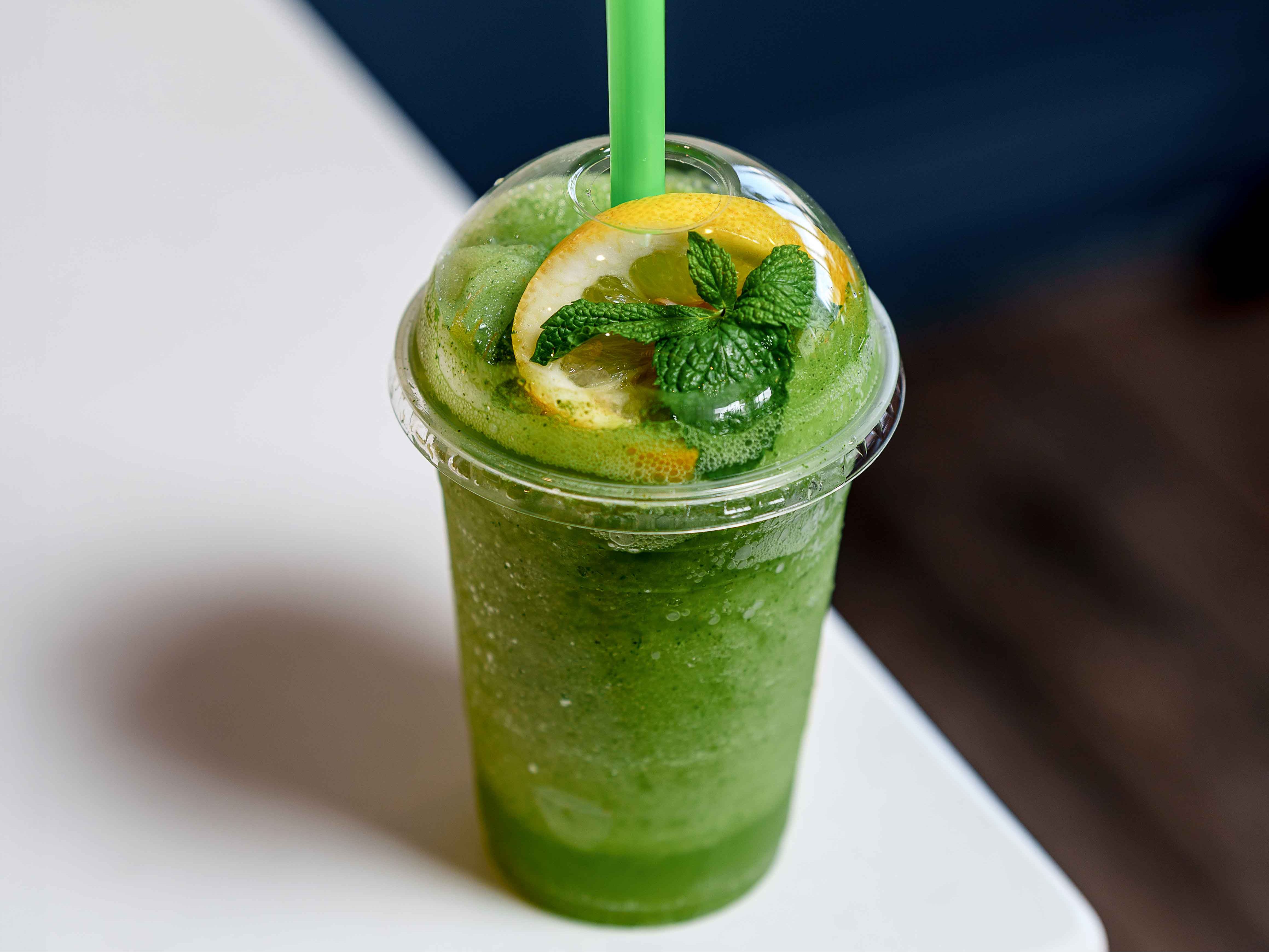 Lemon Mint / ليمون ونعناع.