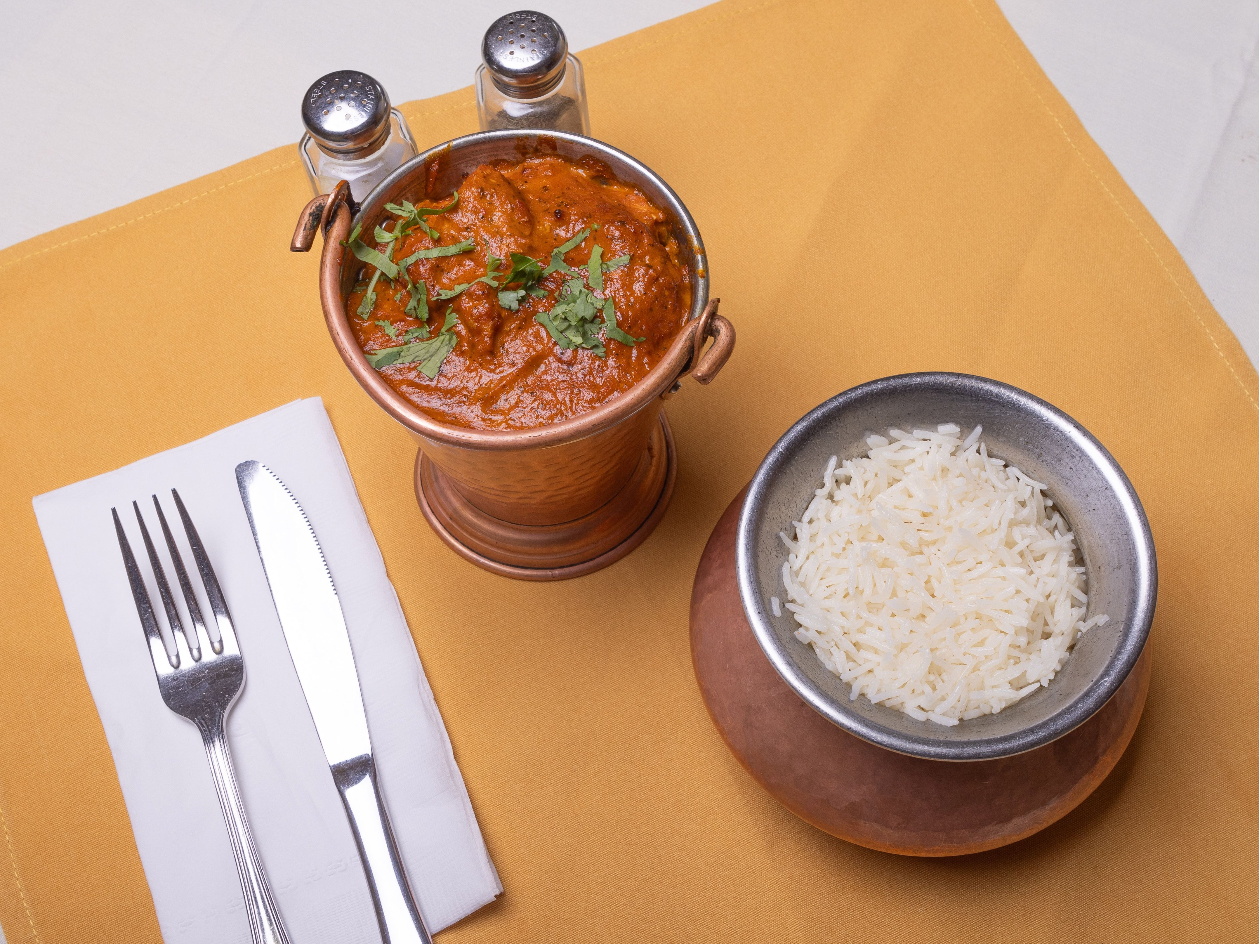 Chicken Makhani (Butter Chicken).