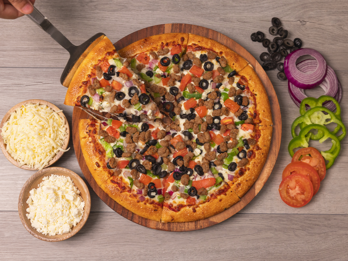 Can Am Mediterranean Pizza.