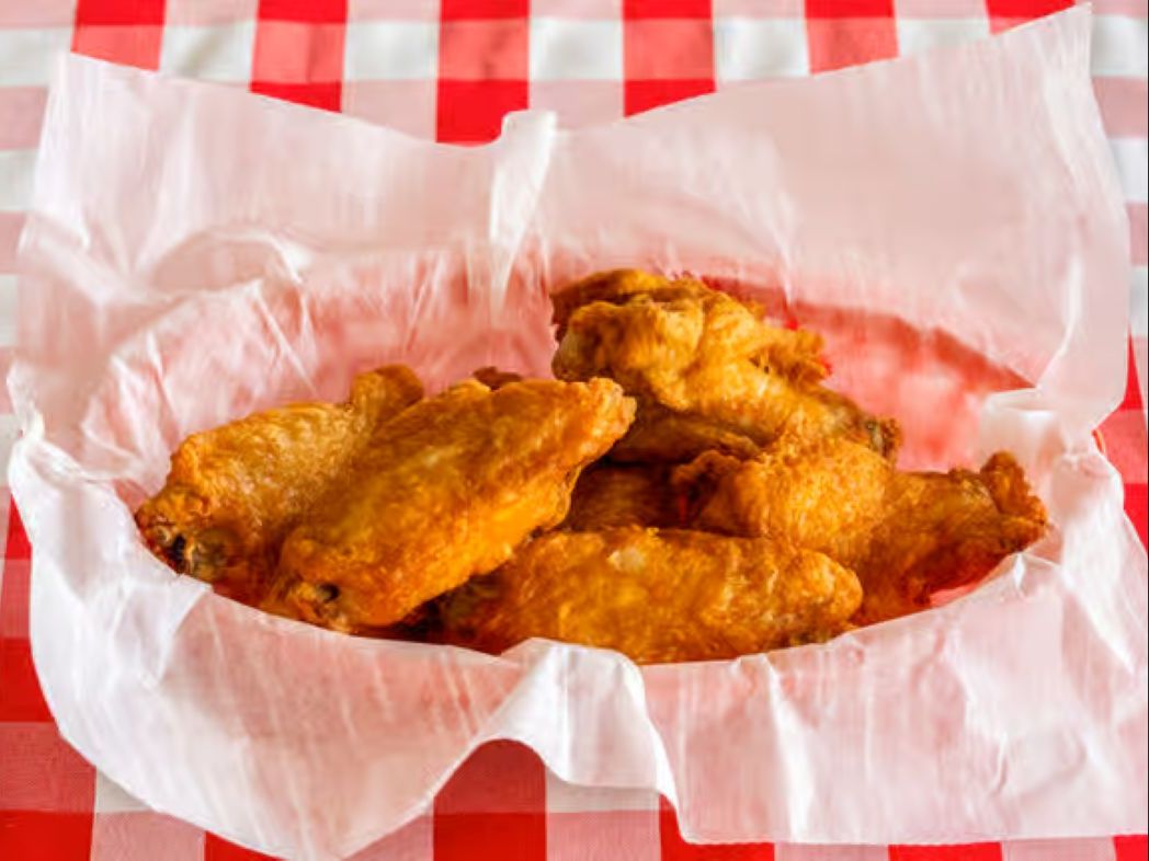 One Pound Wings.
