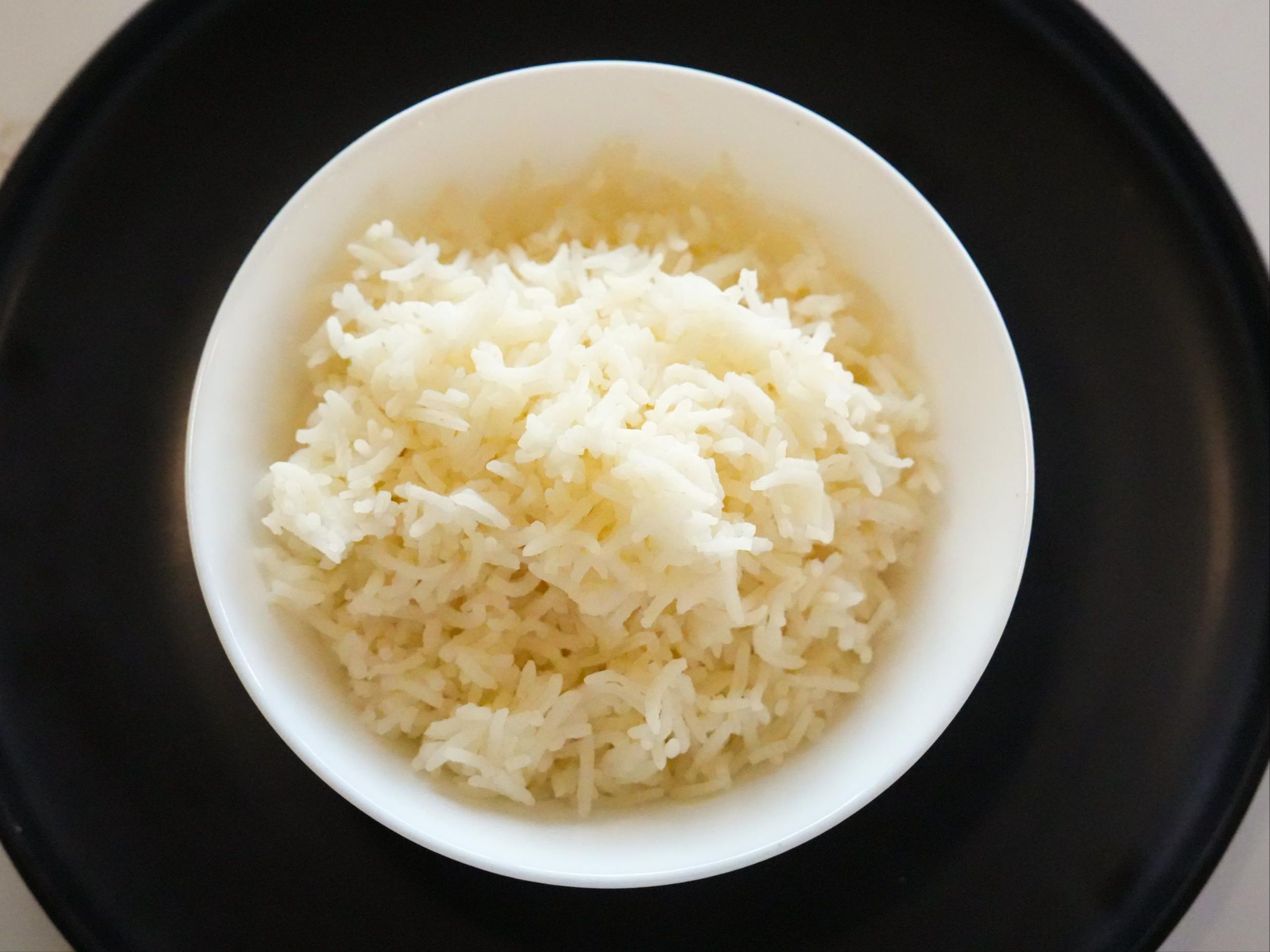 8 OZ Plain White Rice.