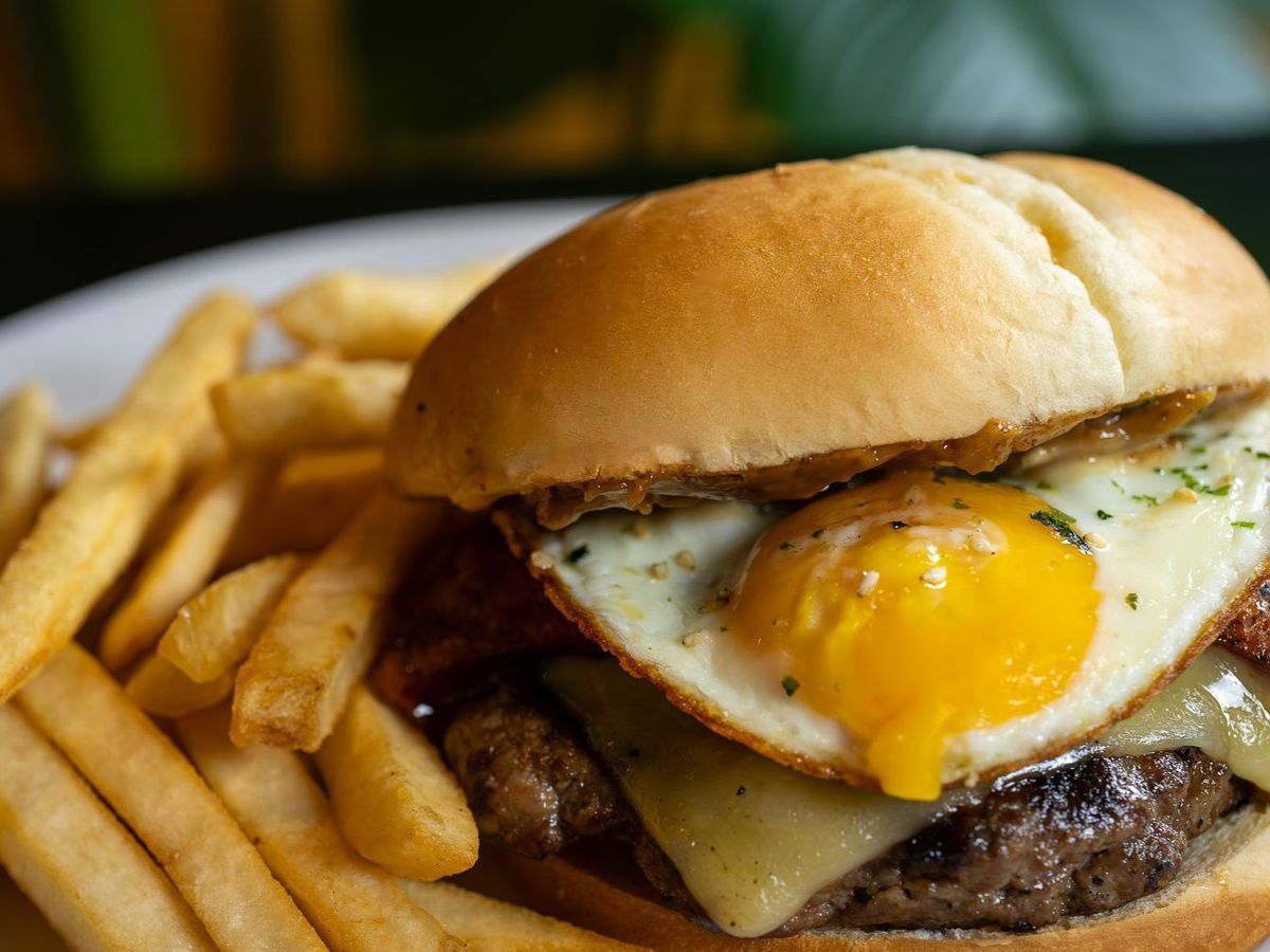 Local Burger.