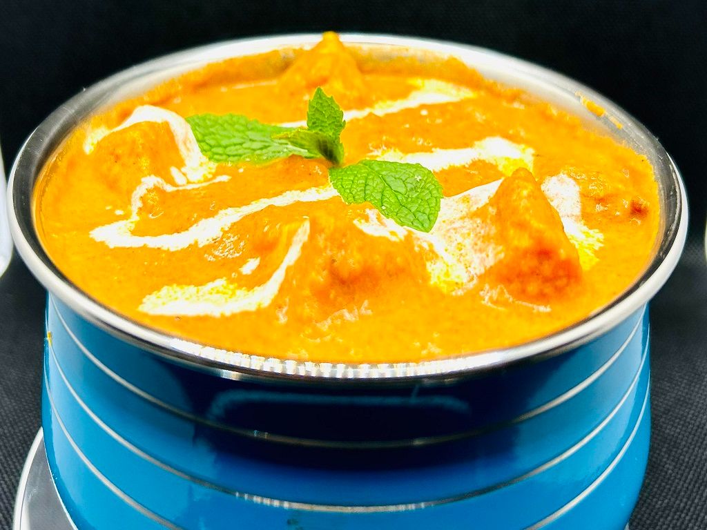 CHICKEN TIKKA MASALA.