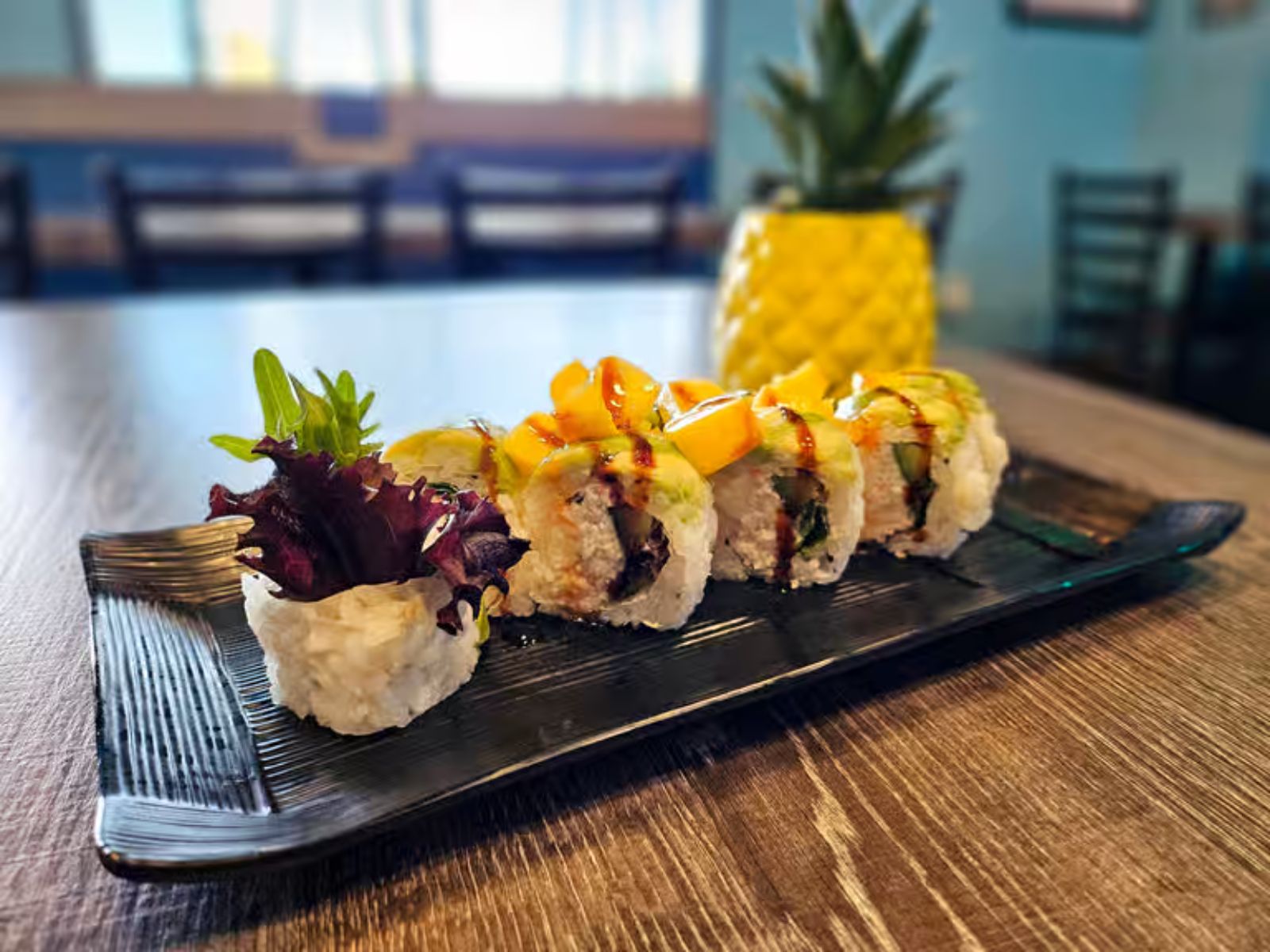 TROPICAL SUSHI ROLL.