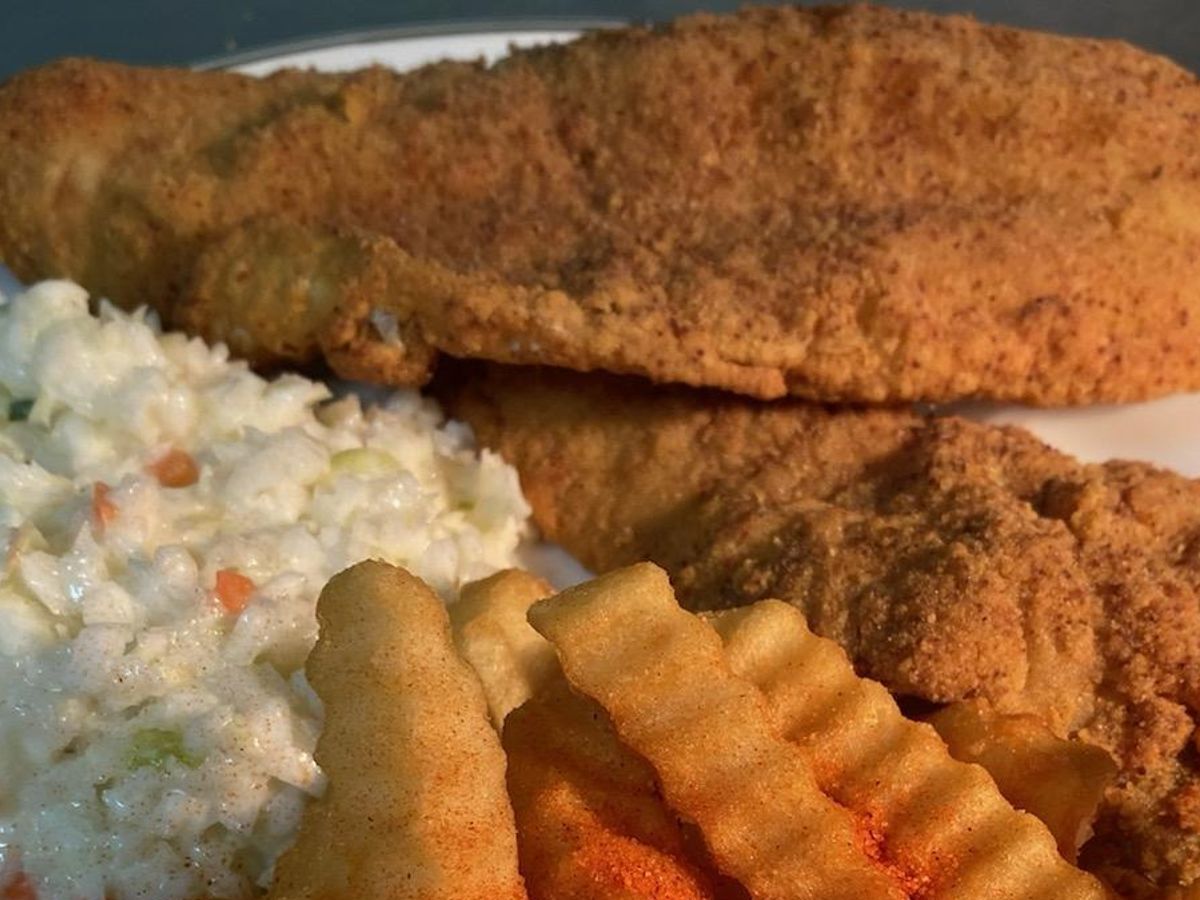 2 Pc Whiting & 4 Wings.