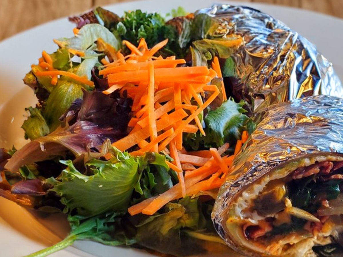 SP3. Smash Avocado Wrap.