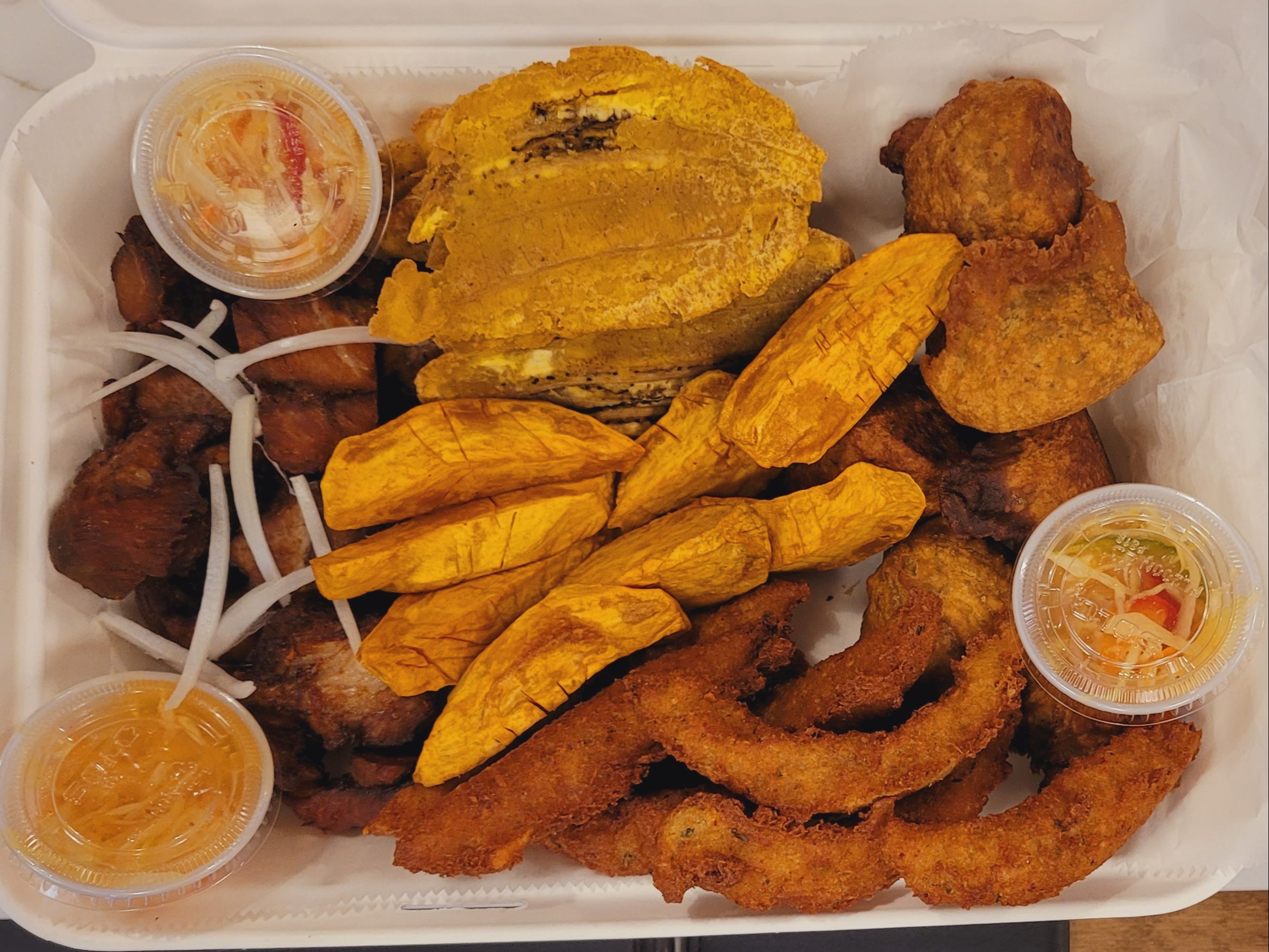 FRITAY SAMPLER (1 Meat of Choice).
