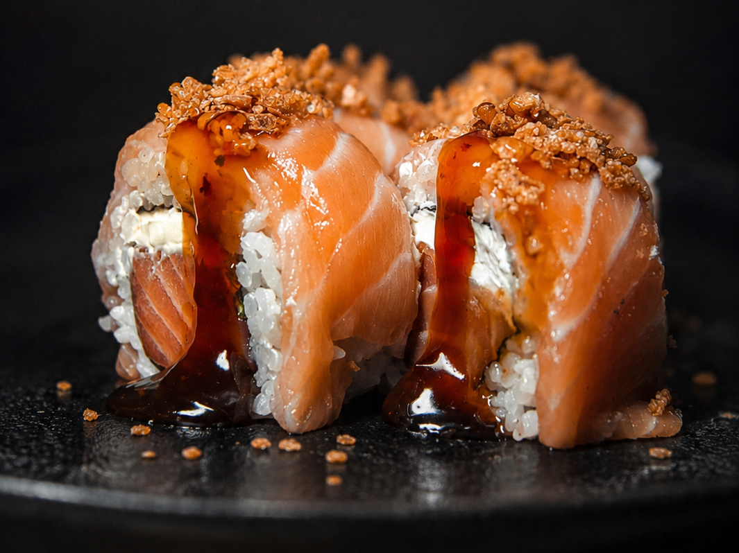 Super Salmon Roll.