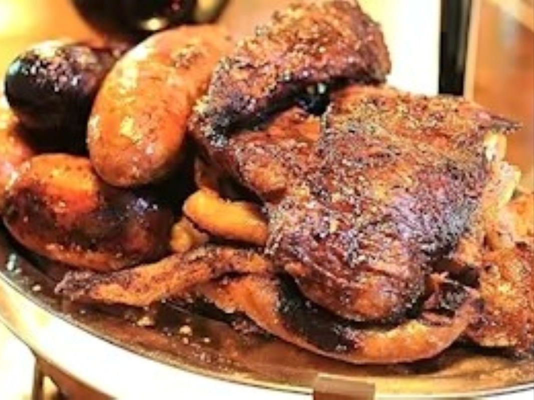 PARRILLADA LUZMILA'S.