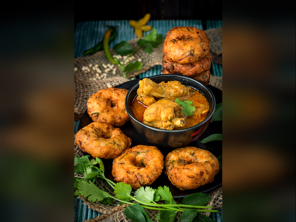 Garelu with Chicken Curry.