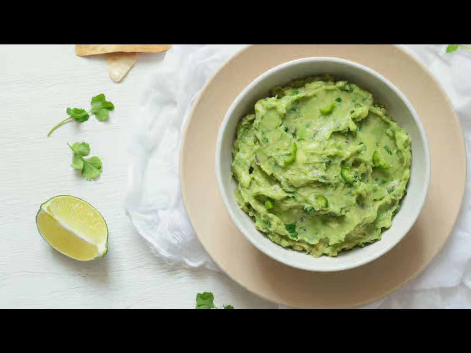 Guacamole 16oz