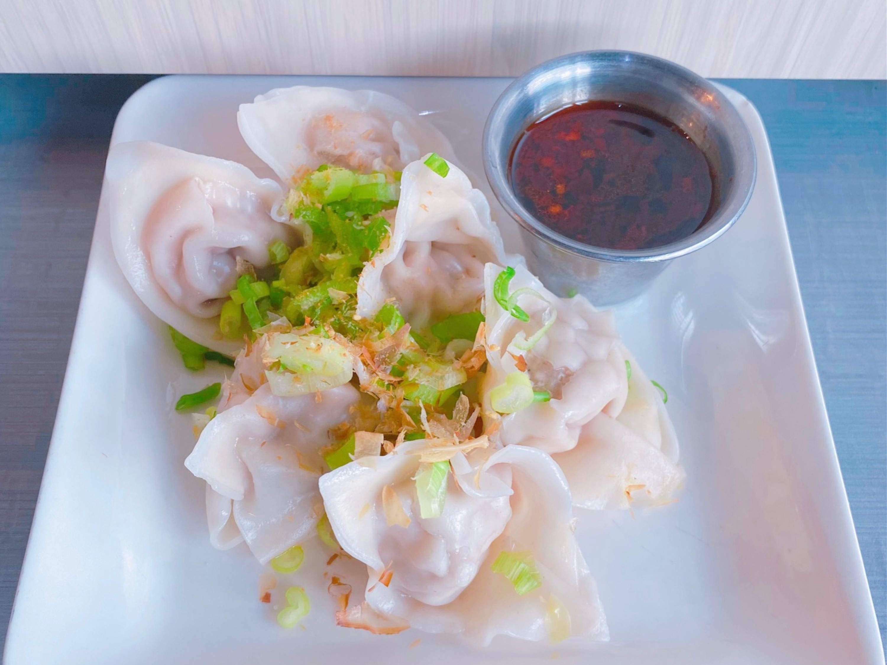 A13 Spicy Steamed Wontons (6PCS).