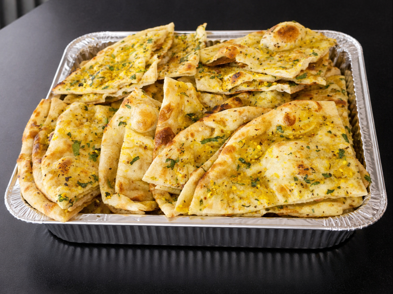 Garlic Naan Tray (15pcs).