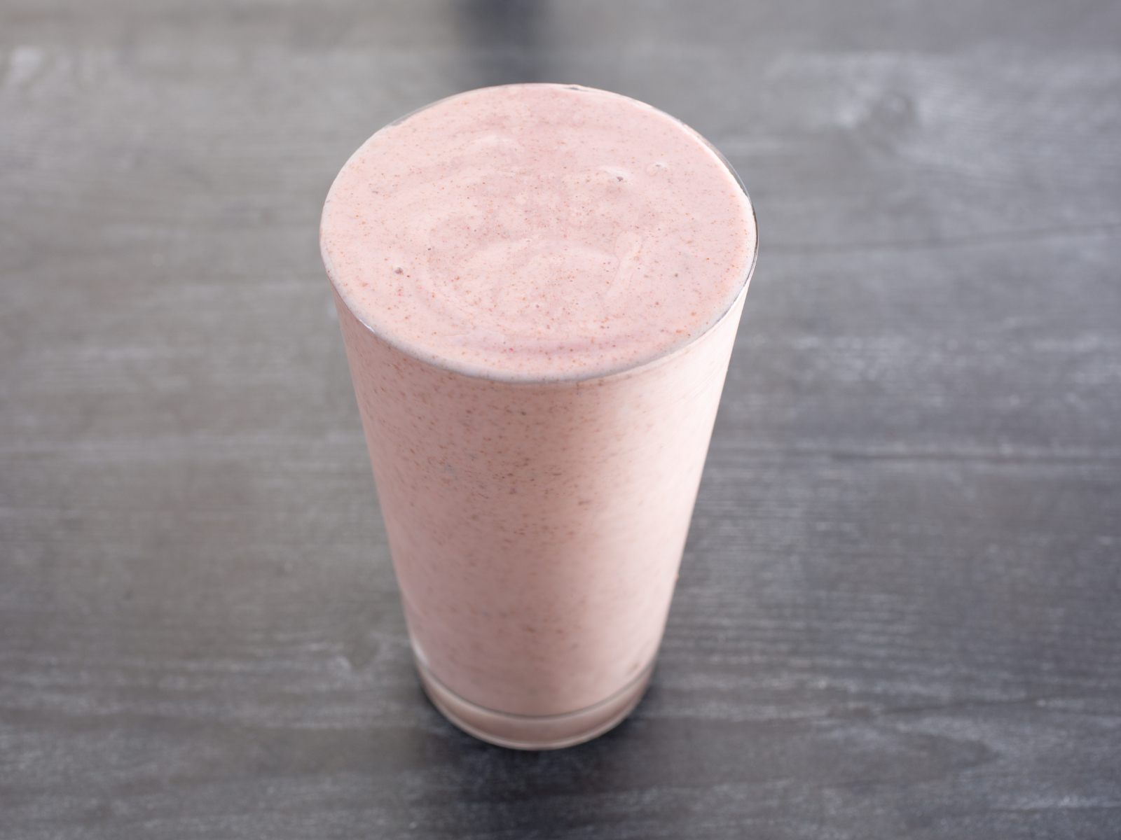 Strawberry Creamy (20oz).