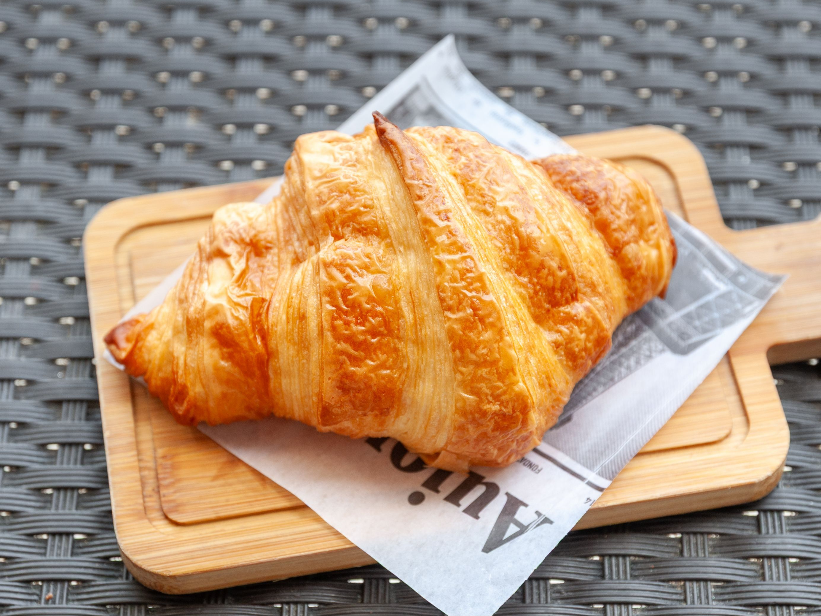 Regular Croissant.