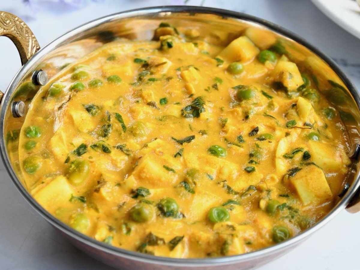 Paneer Mutter Methi Malai