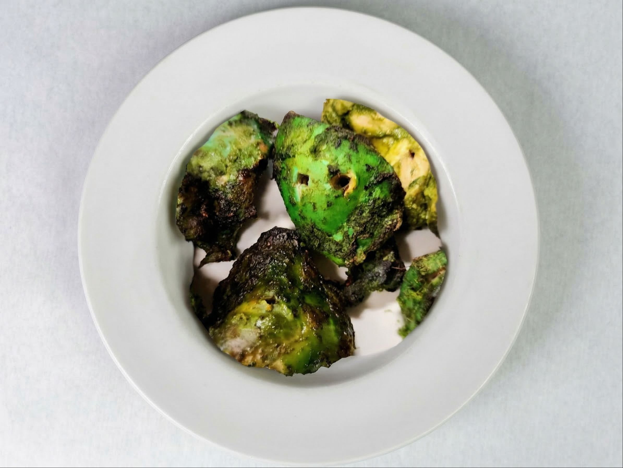 MURG HARYALI TIKKA.