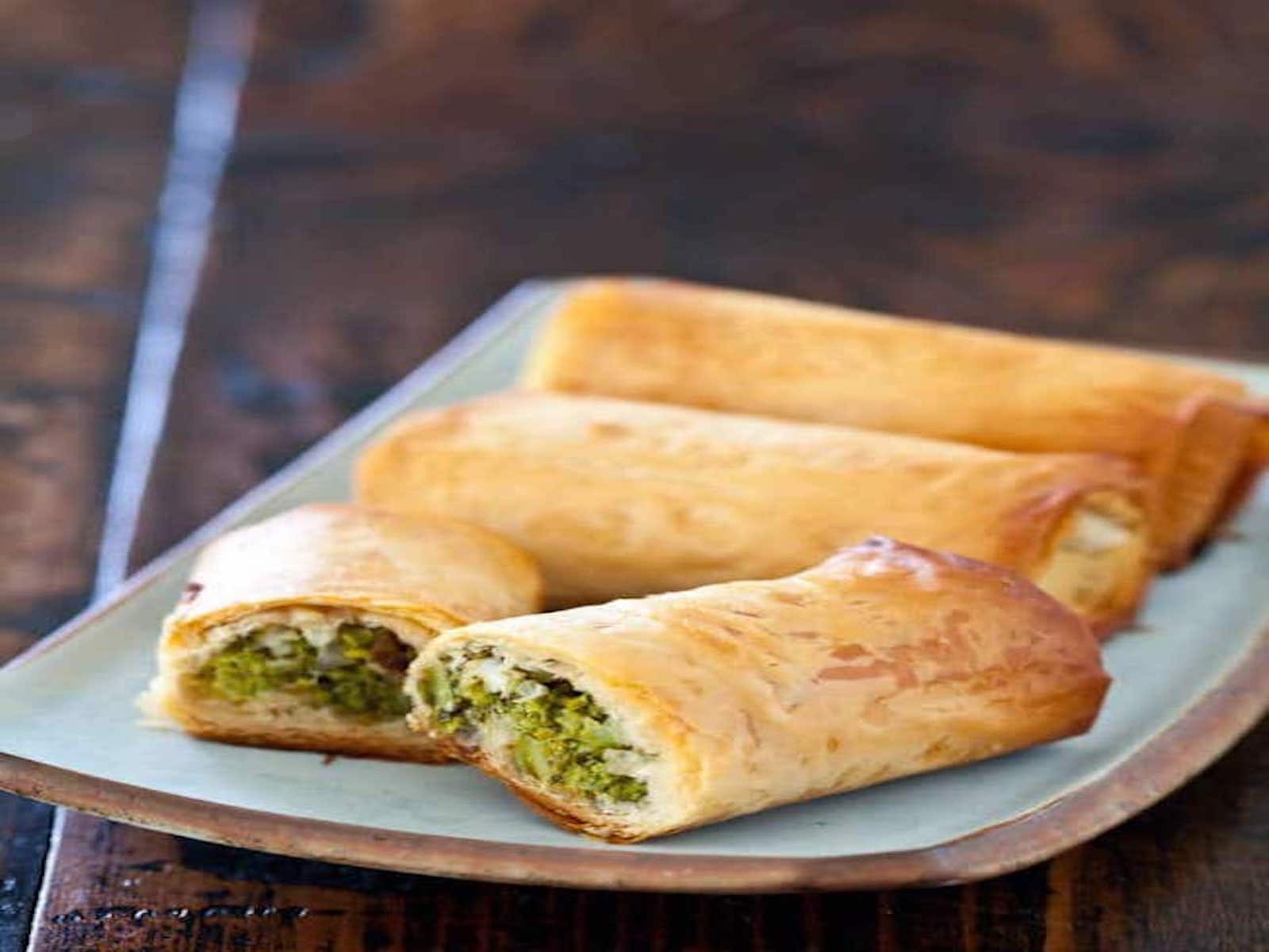 Spinach Pie (spanakopita) + Spread 2oz