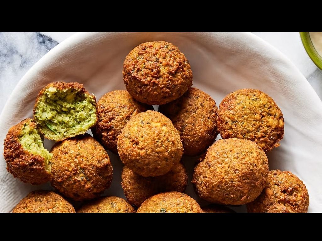 FALAFEL ENTREE BUFFET(serve for 5 ppl)