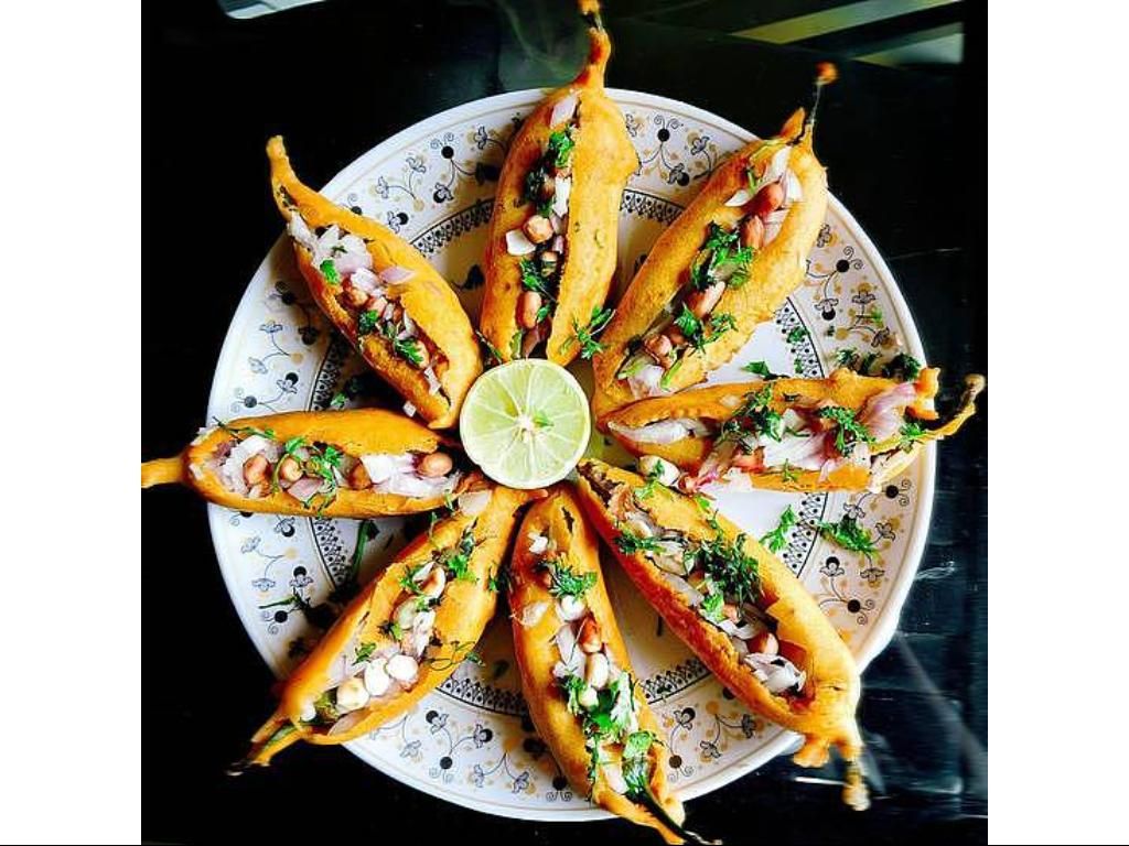 Mirchi Bhaji.