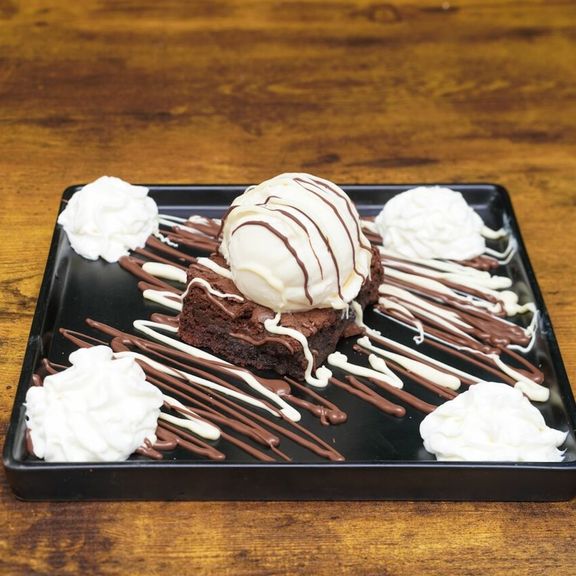 Brownie Sundae