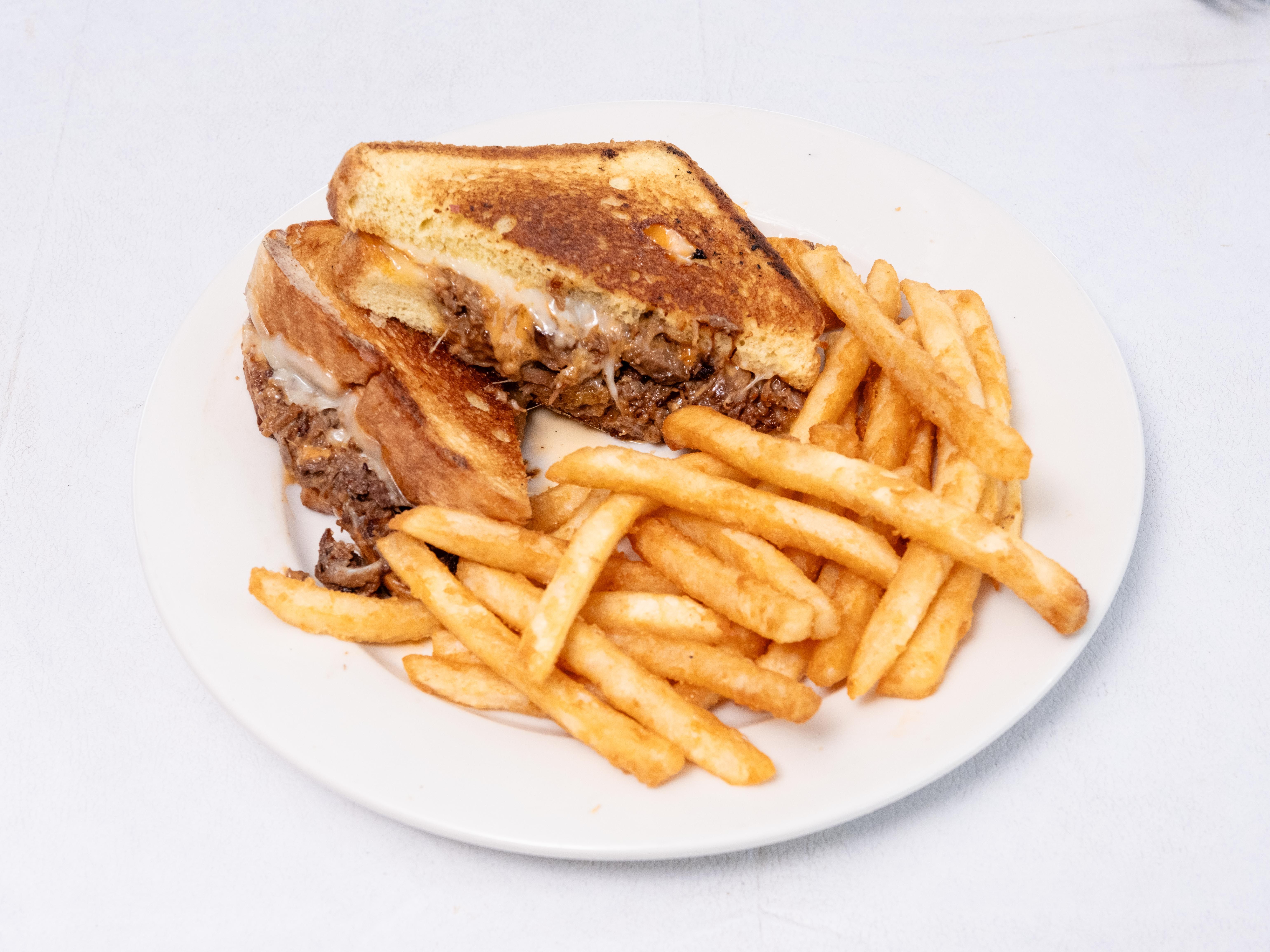 Brisket & Gruyere Sandwich O.