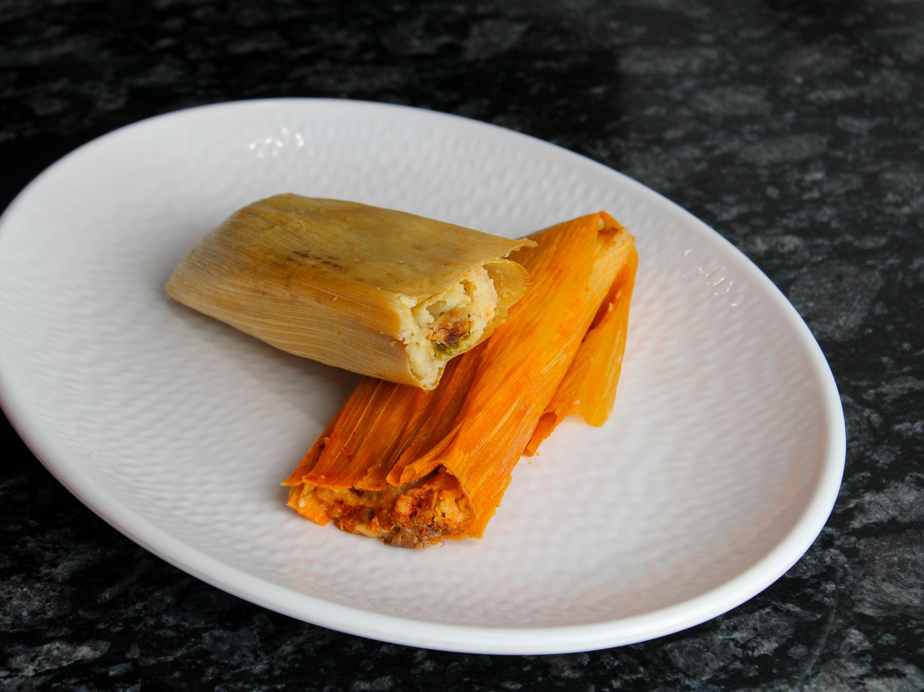 Tamal Rojo (Chicken).