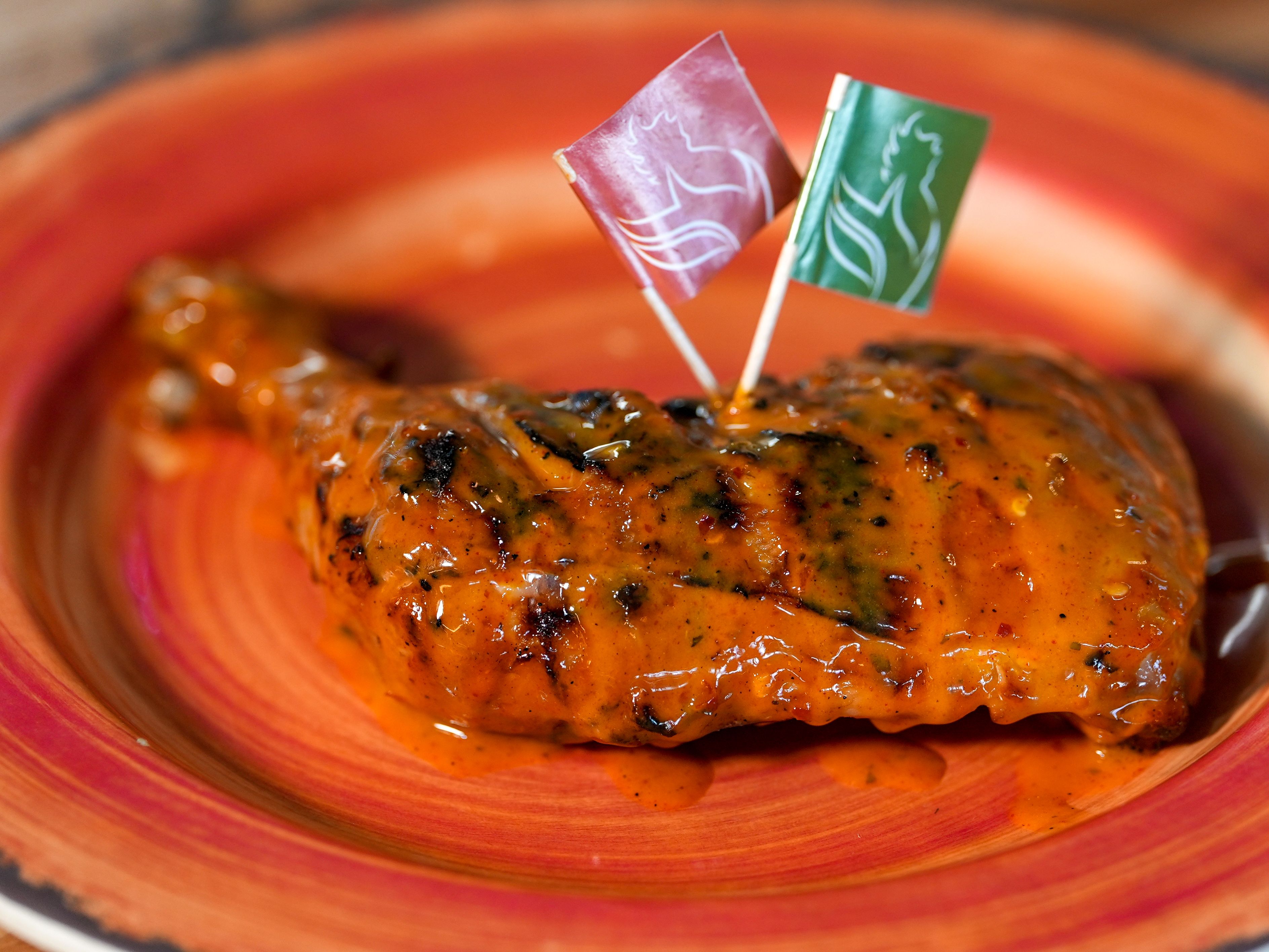 1/4 Chicken: Leg & Thigh.