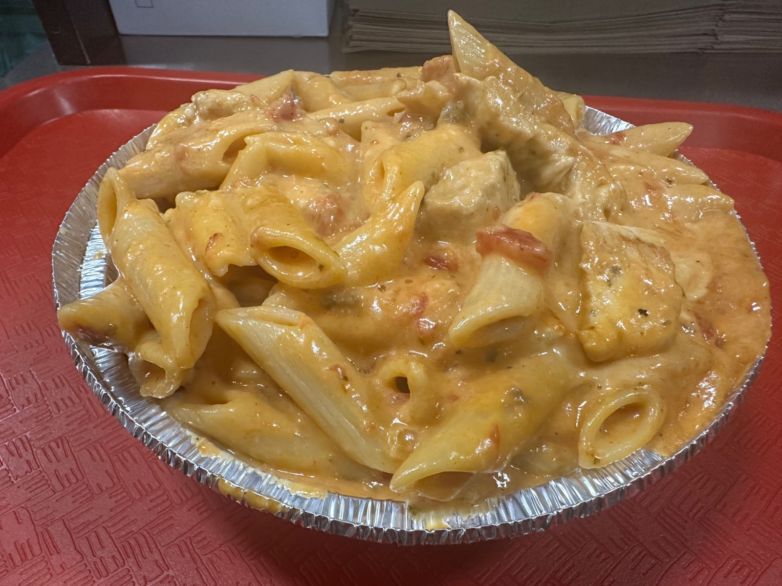Rose with Grilled Chicken Pasta (online)